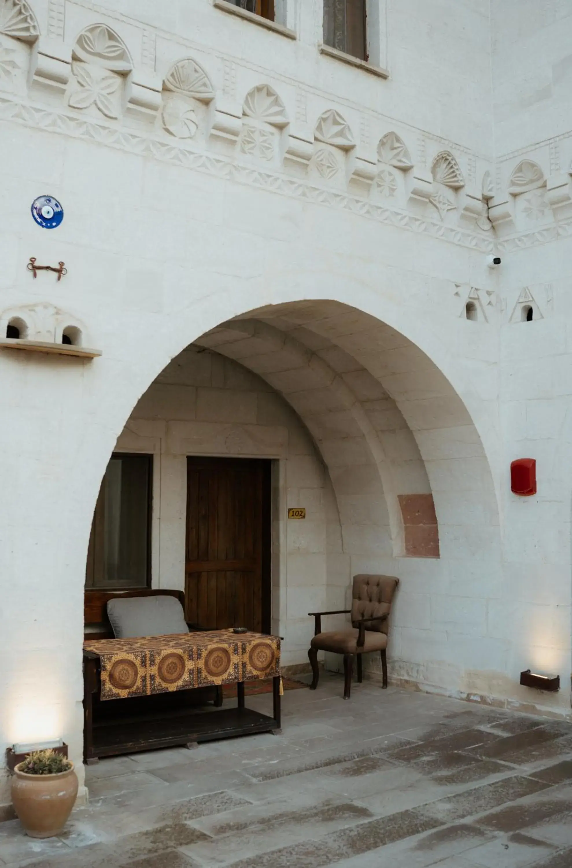 Property building in Kismet Cave Mansion Property building in Kismet Cave Mansion