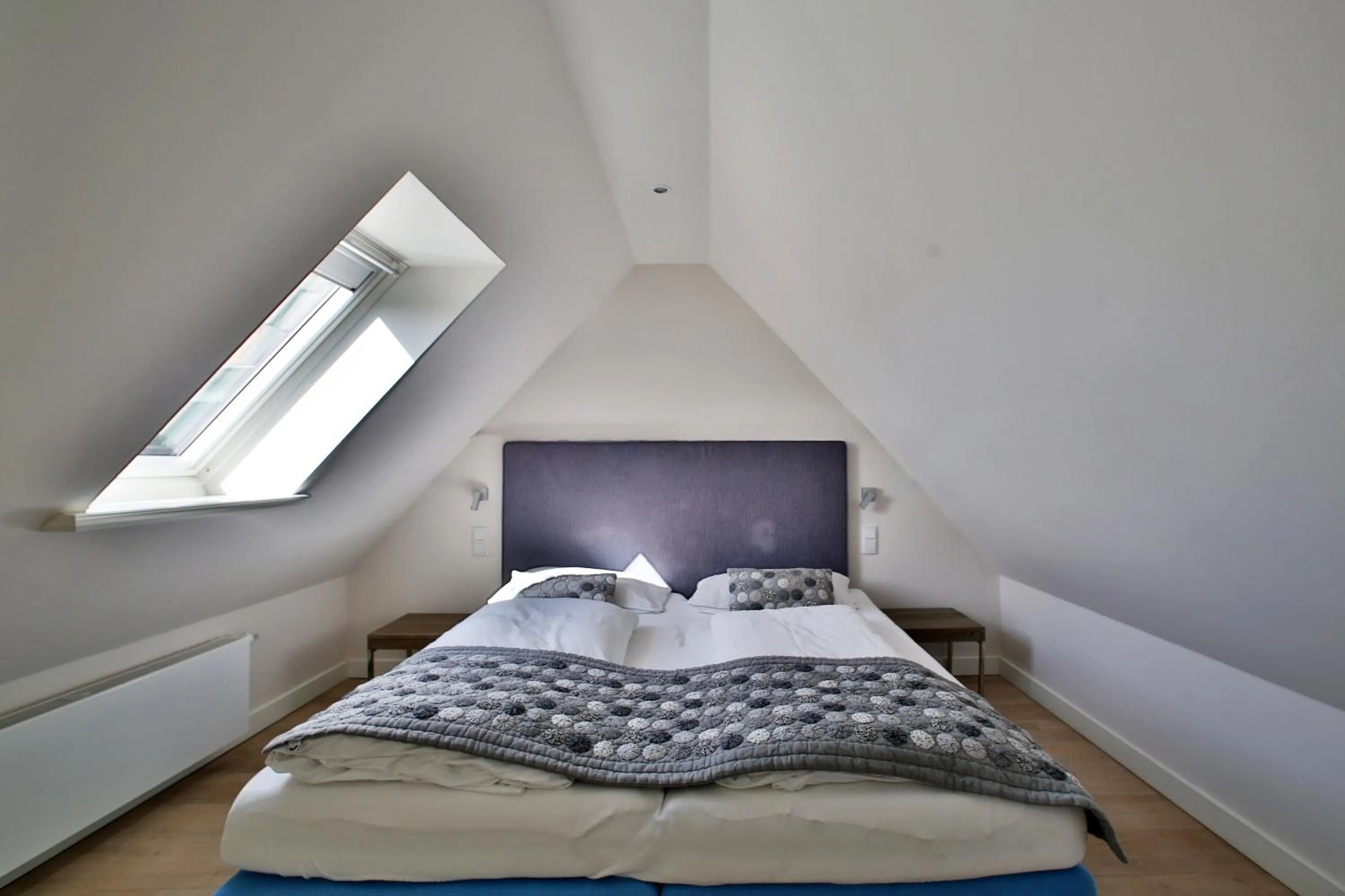 Bed in Apartmenthaus Budersandstraße 53