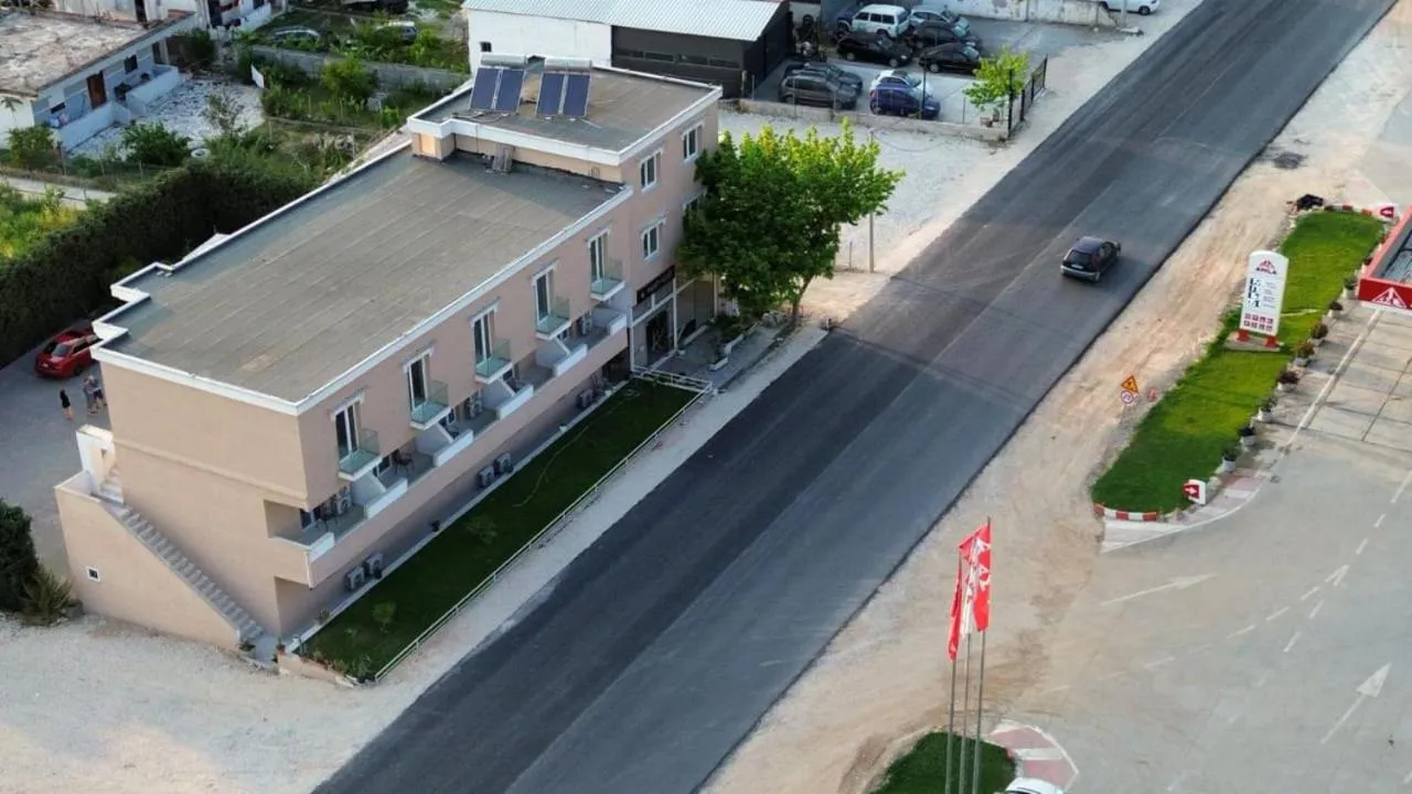 Double or Twin Room with Balcony in Sweet Hotel