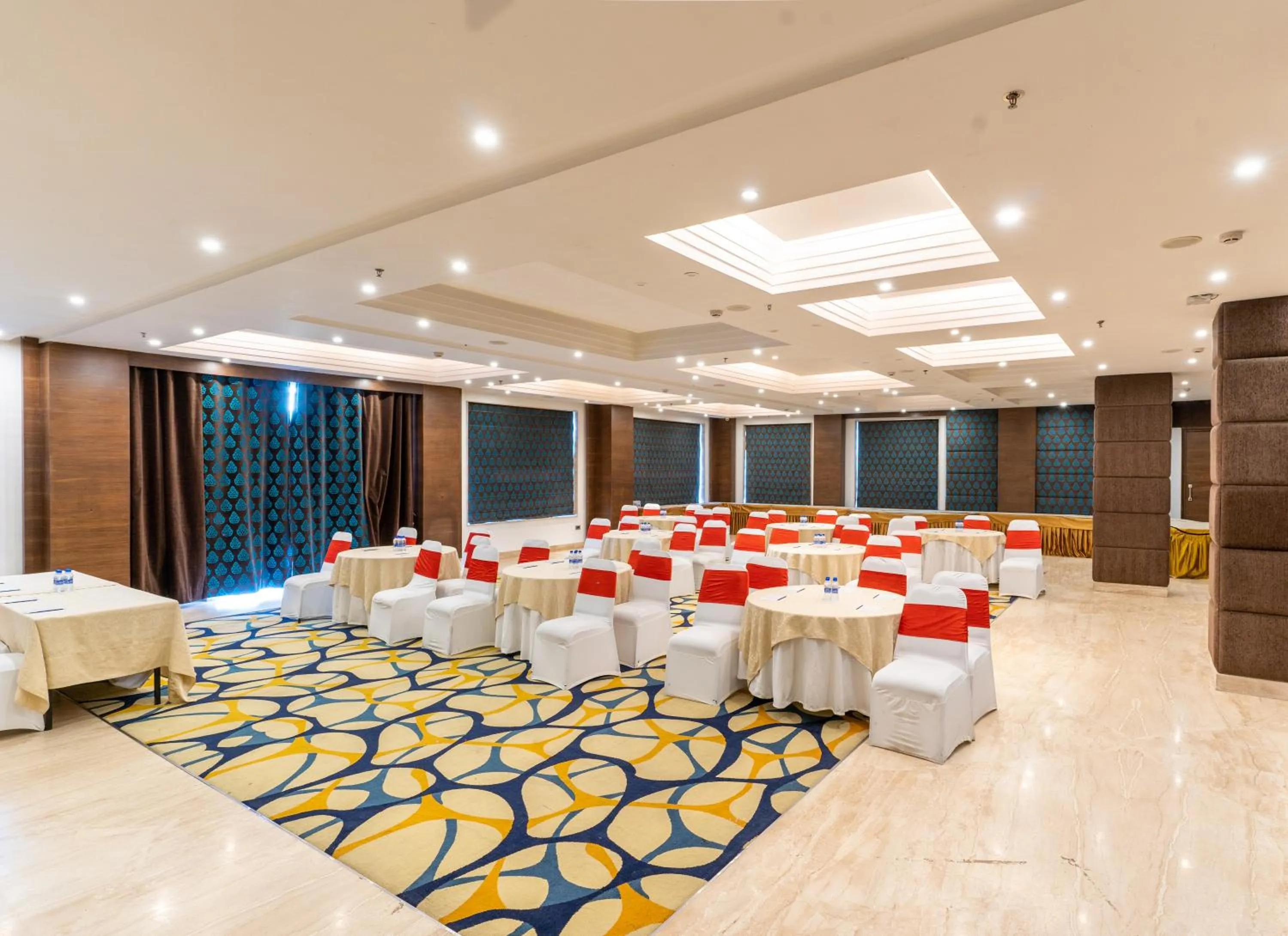 Meeting/conference room in Marigold Sarovar Portico Shimla