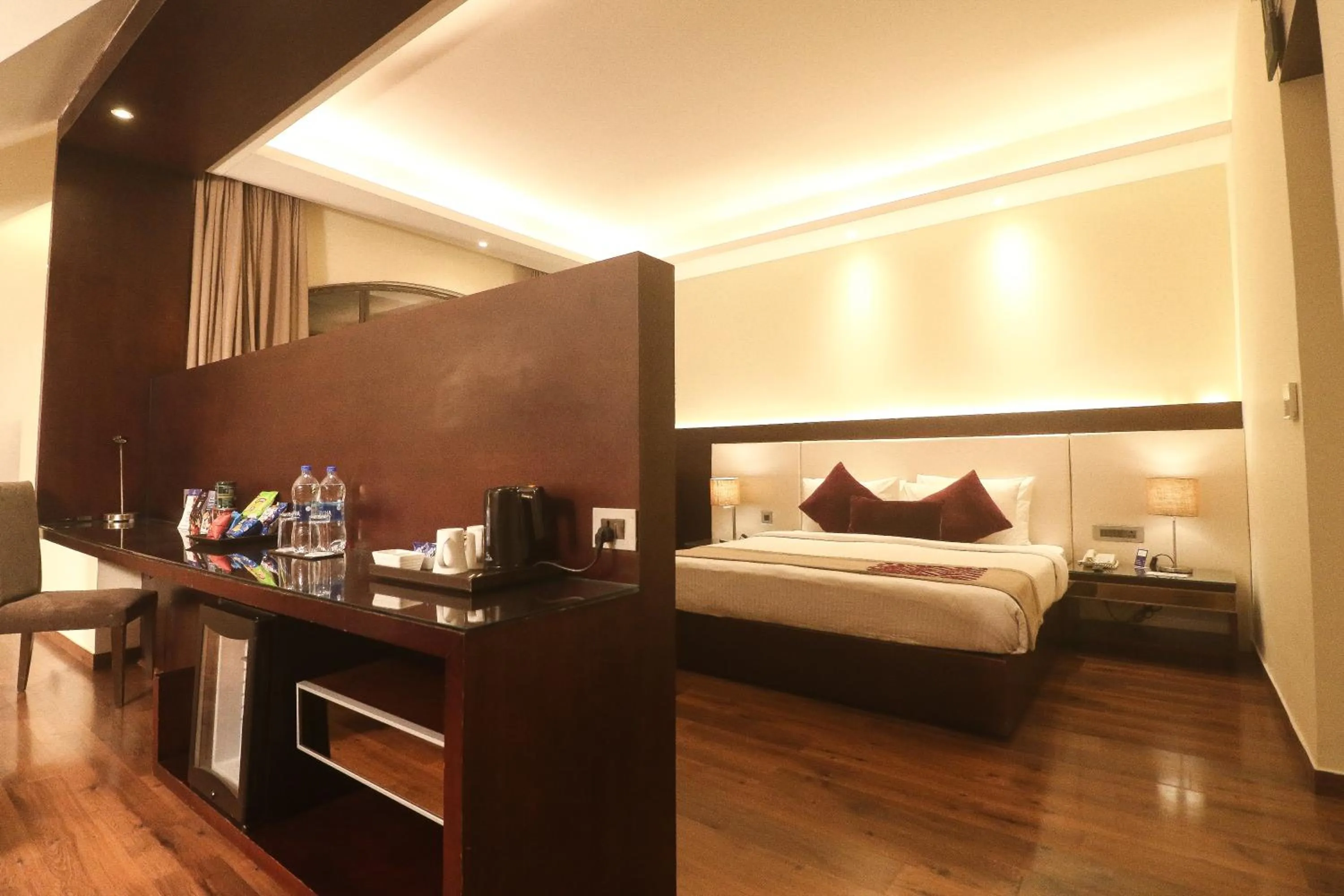 Bedroom, Bed in Marigold Sarovar Portico Shimla