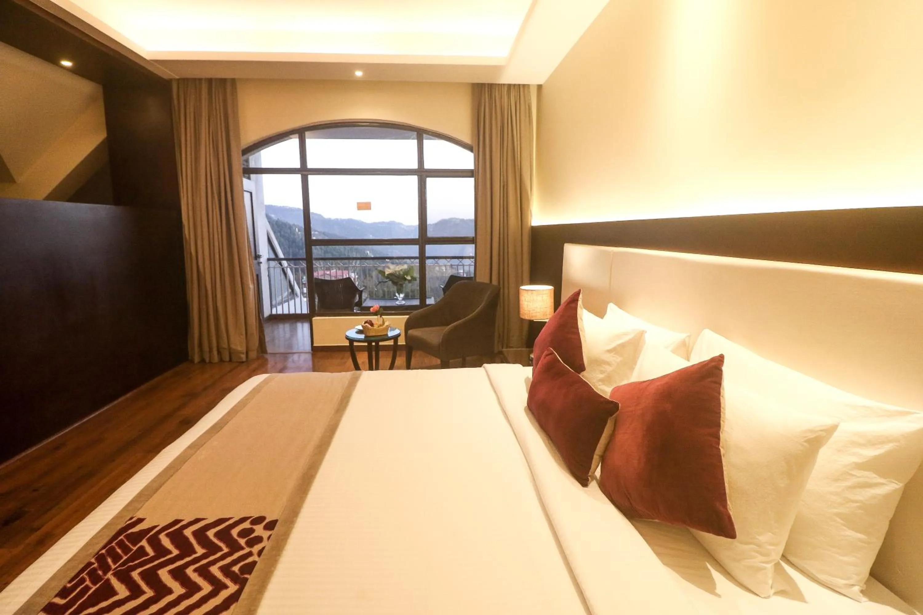 Bedroom, Bed in Marigold Sarovar Portico Shimla