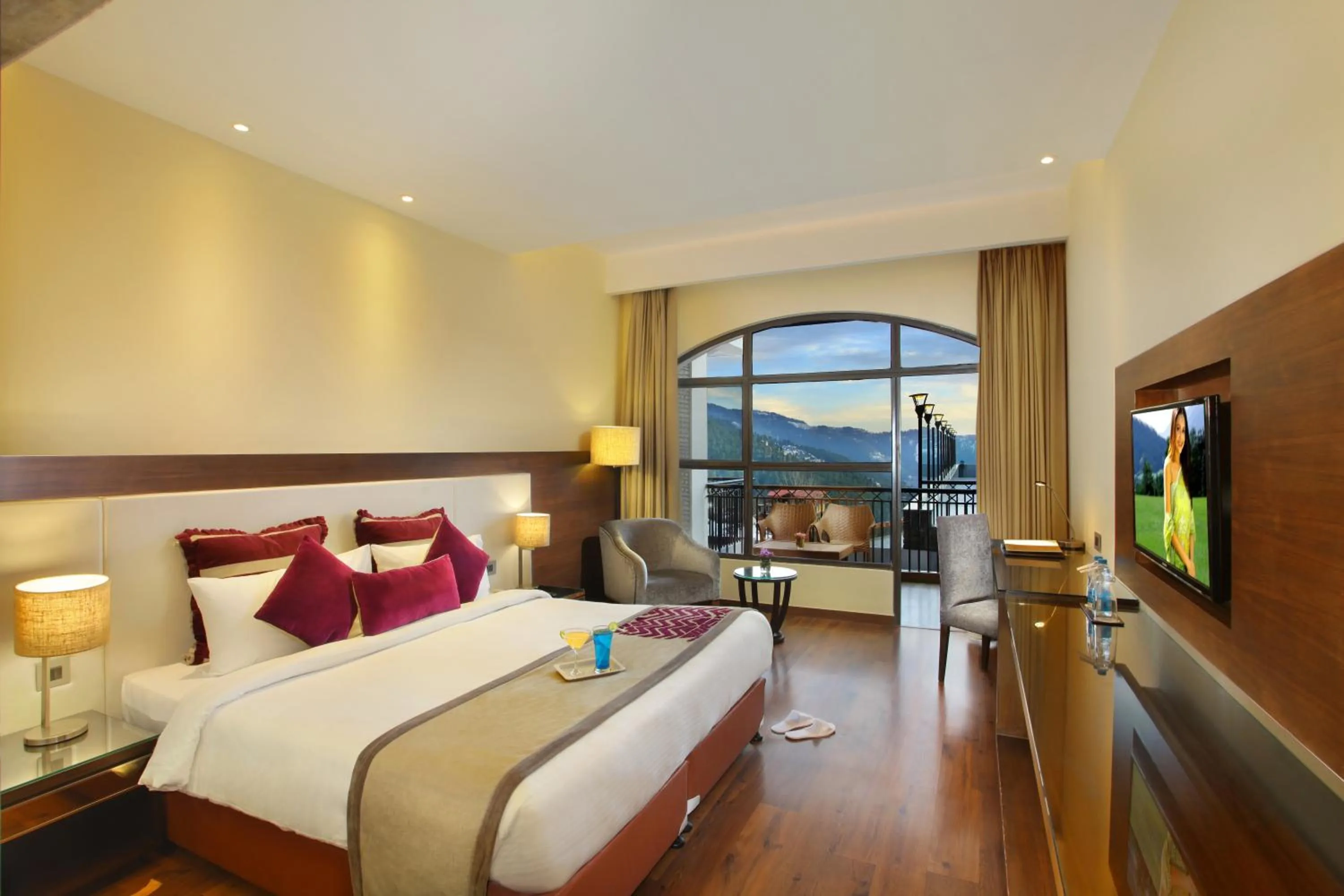 Bed in Marigold Sarovar Portico Shimla