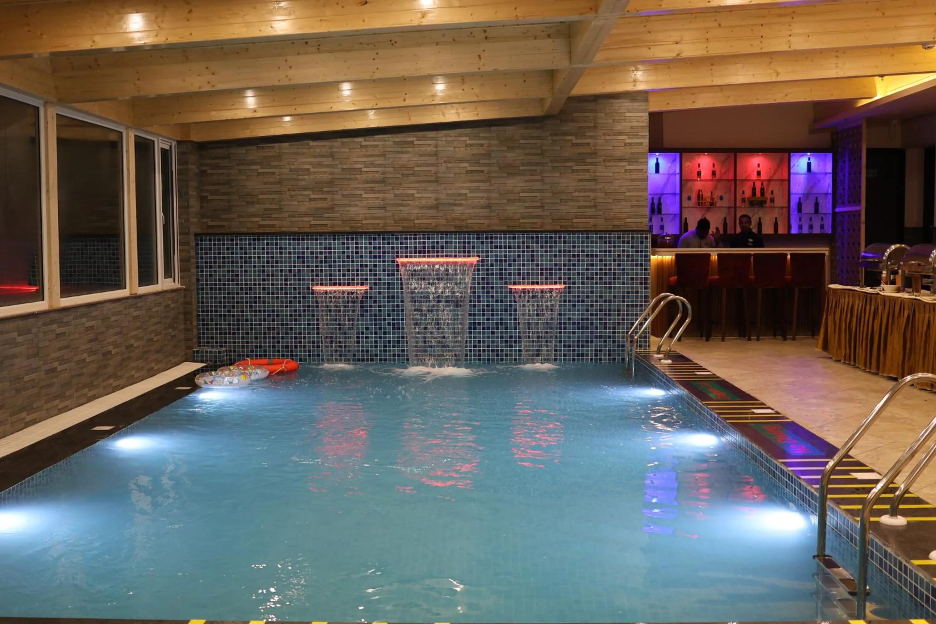 Swimming pool in Marigold Sarovar Portico Shimla