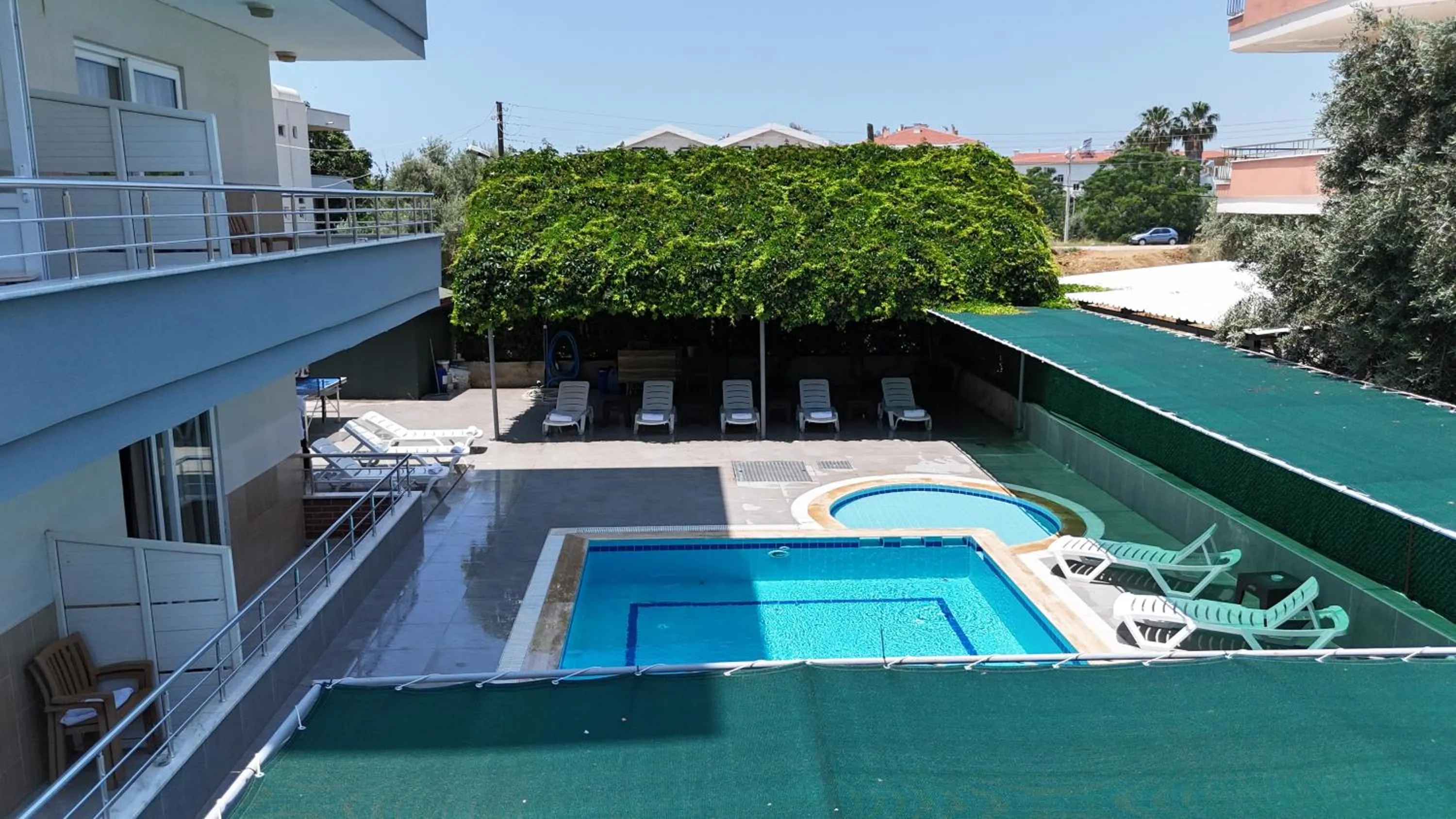 AZAK BLUE OTEL