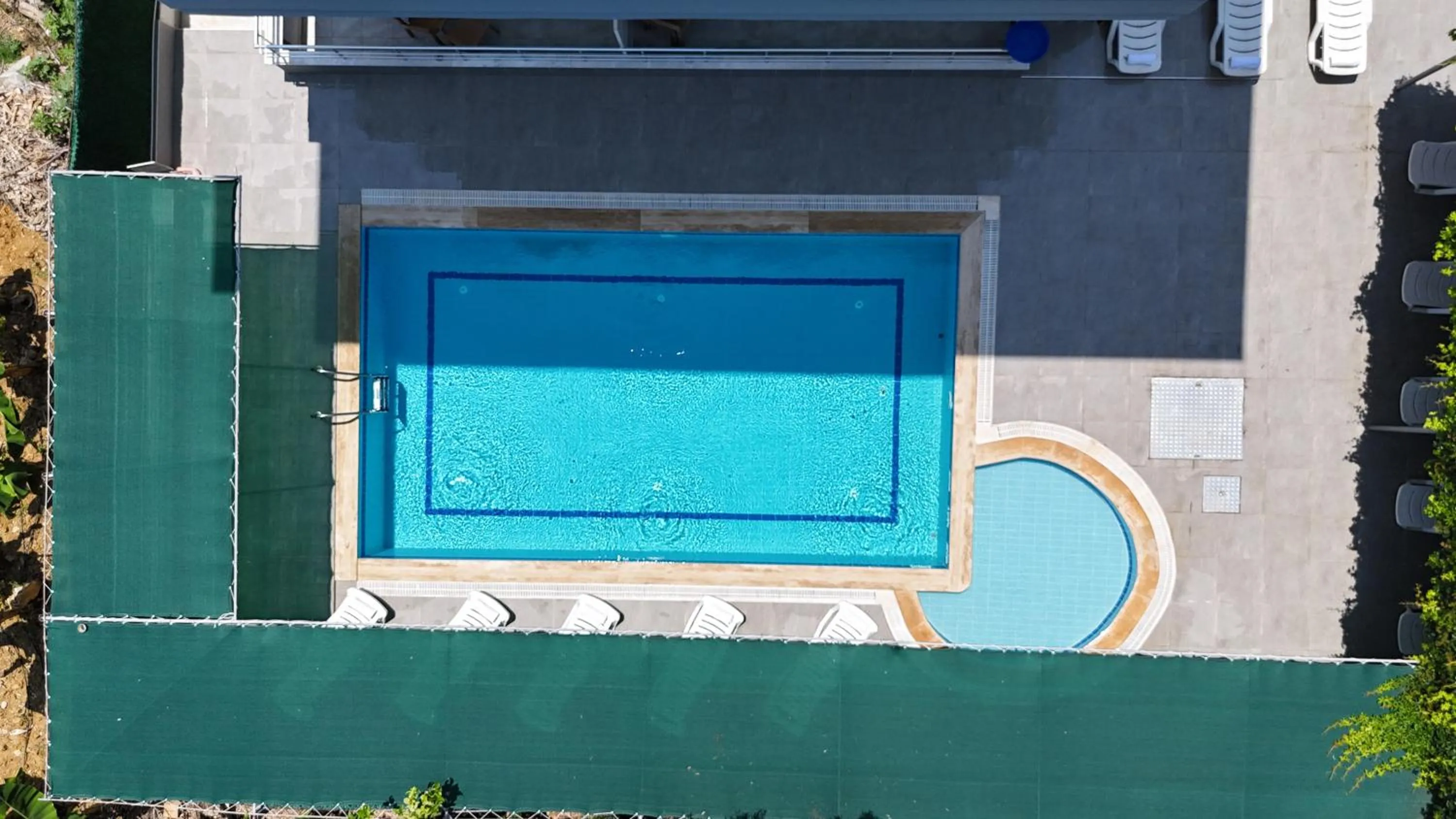 AZAK BLUE OTEL