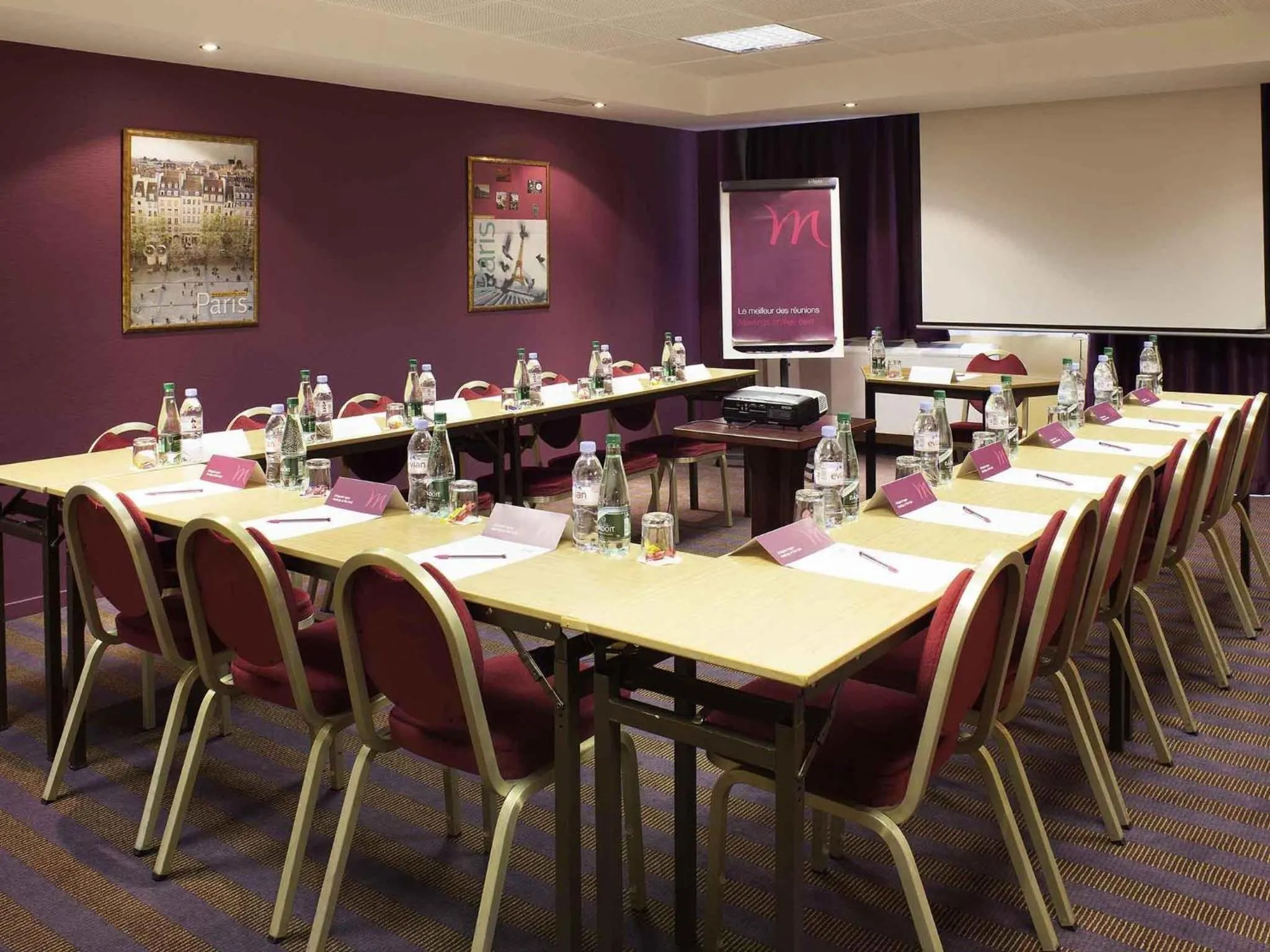 Meeting/conference room in Mercure Versailles Paris Ouest