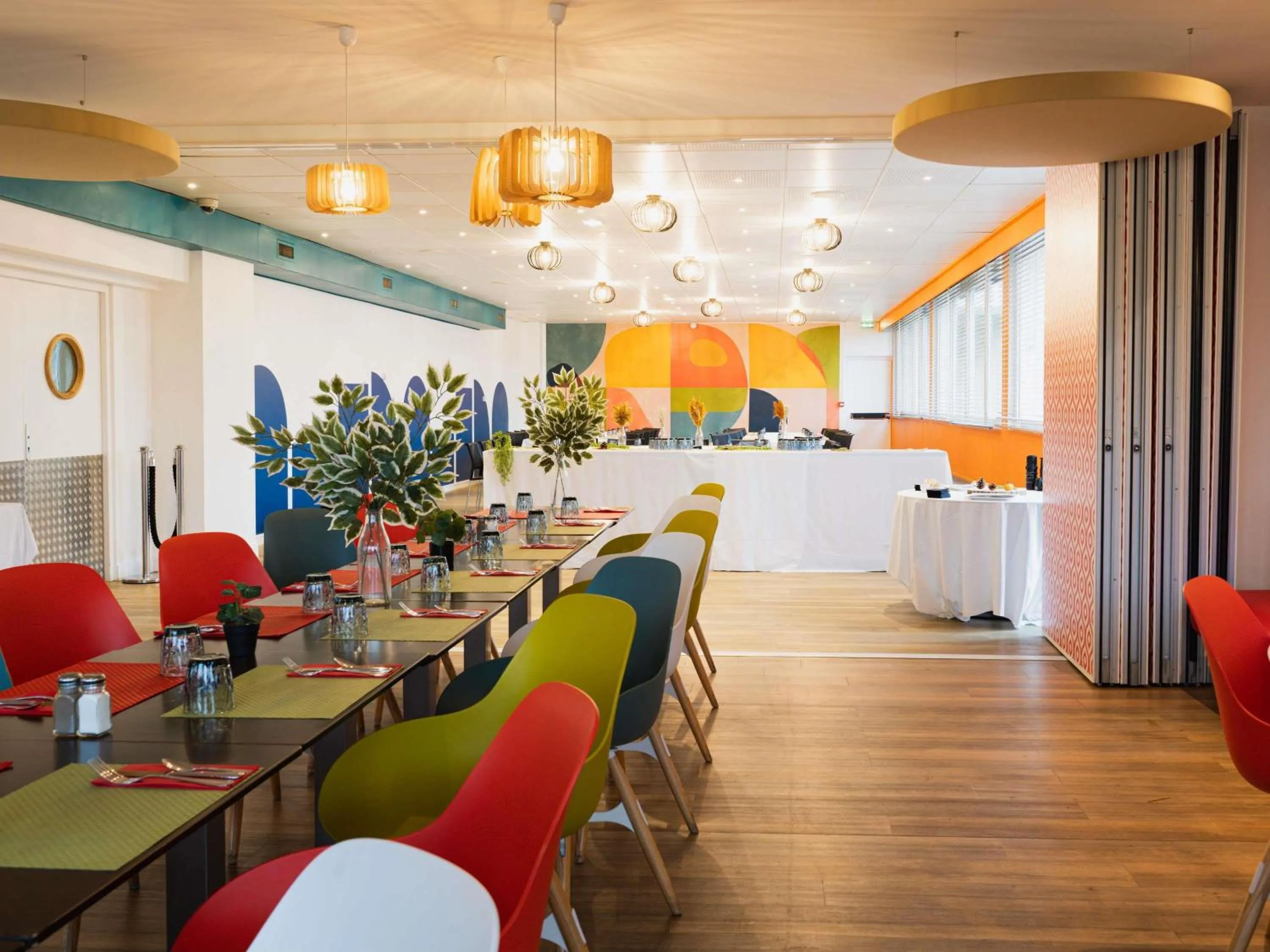 Restaurant/places to eat in ibis Styles Lyon Sud Vienne