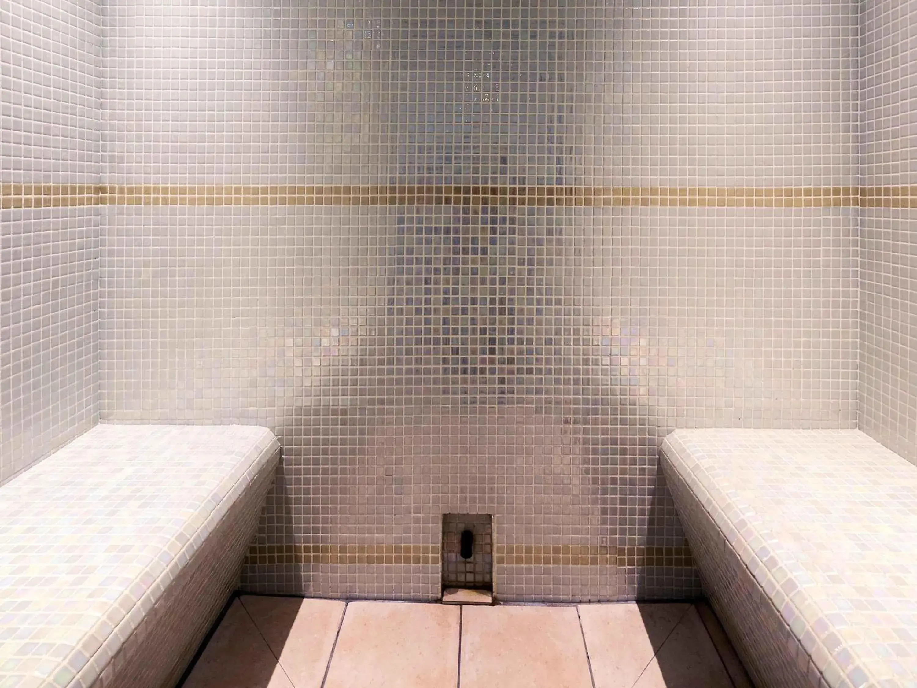 Spa and wellness centre/facilities in Hôtel Mercure Saint-Nectaire Spa & Bien-être Spa and wellness centre/facilities in Hôtel Mercure Saint-Nectaire Spa & Bien-être