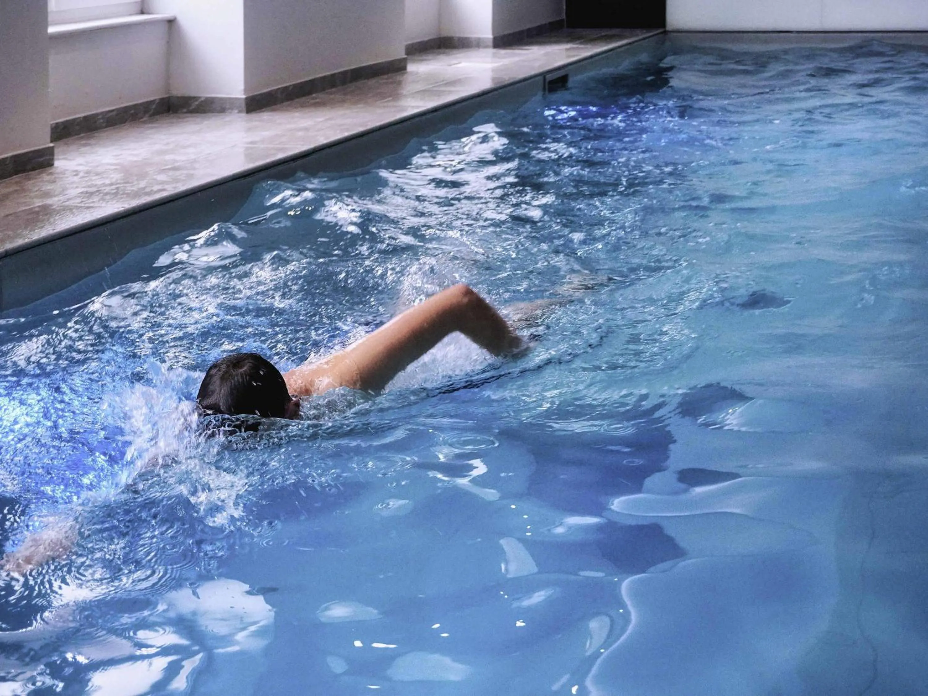 Pool view in Hôtel Mercure Saint-Nectaire Spa & Bien-être