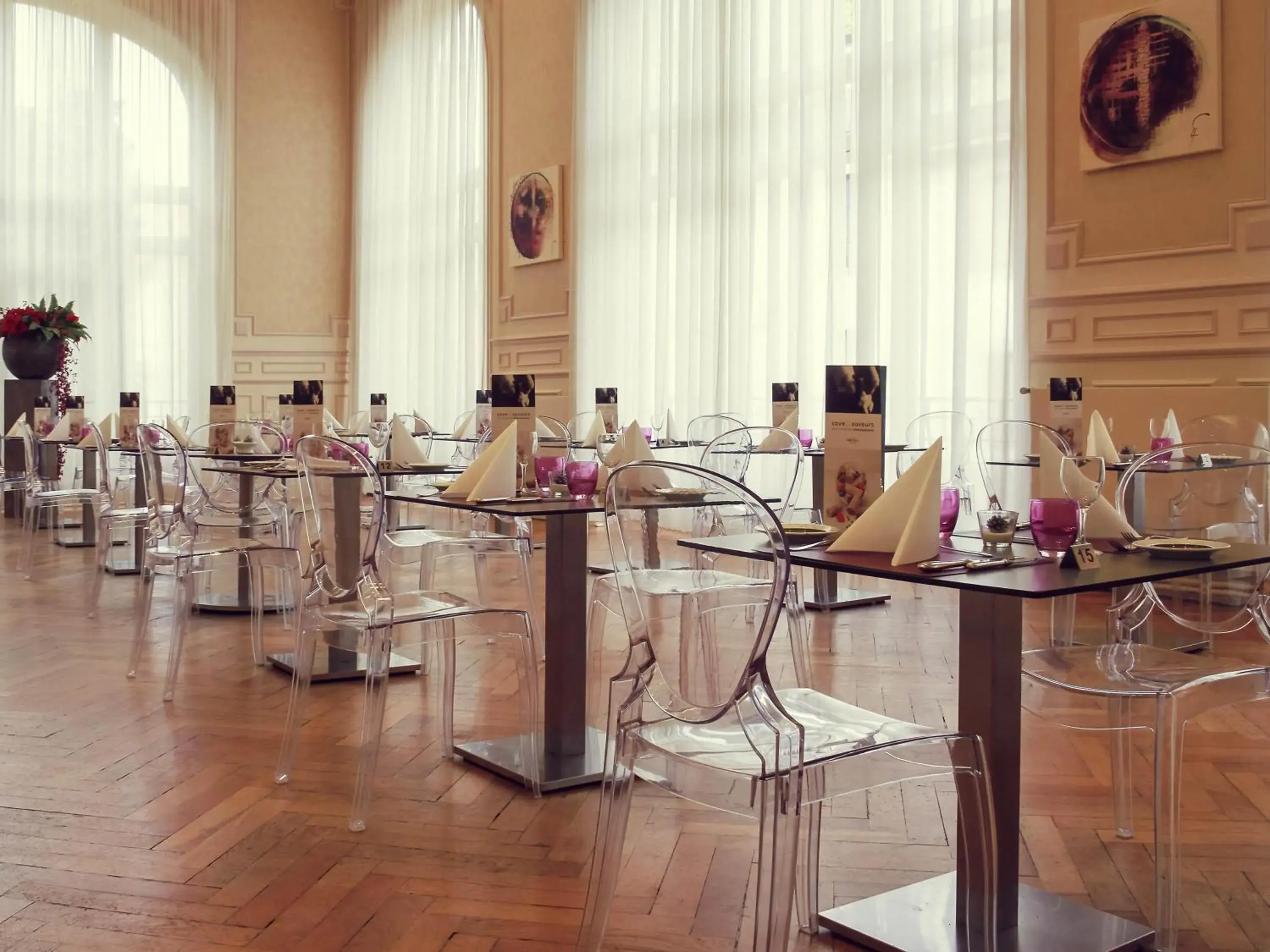 Restaurant/places to eat in Hôtel Mercure Saint-Nectaire Spa & Bien-être Restaurant/places to eat in Hôtel Mercure Saint-Nectaire Spa & Bien-être