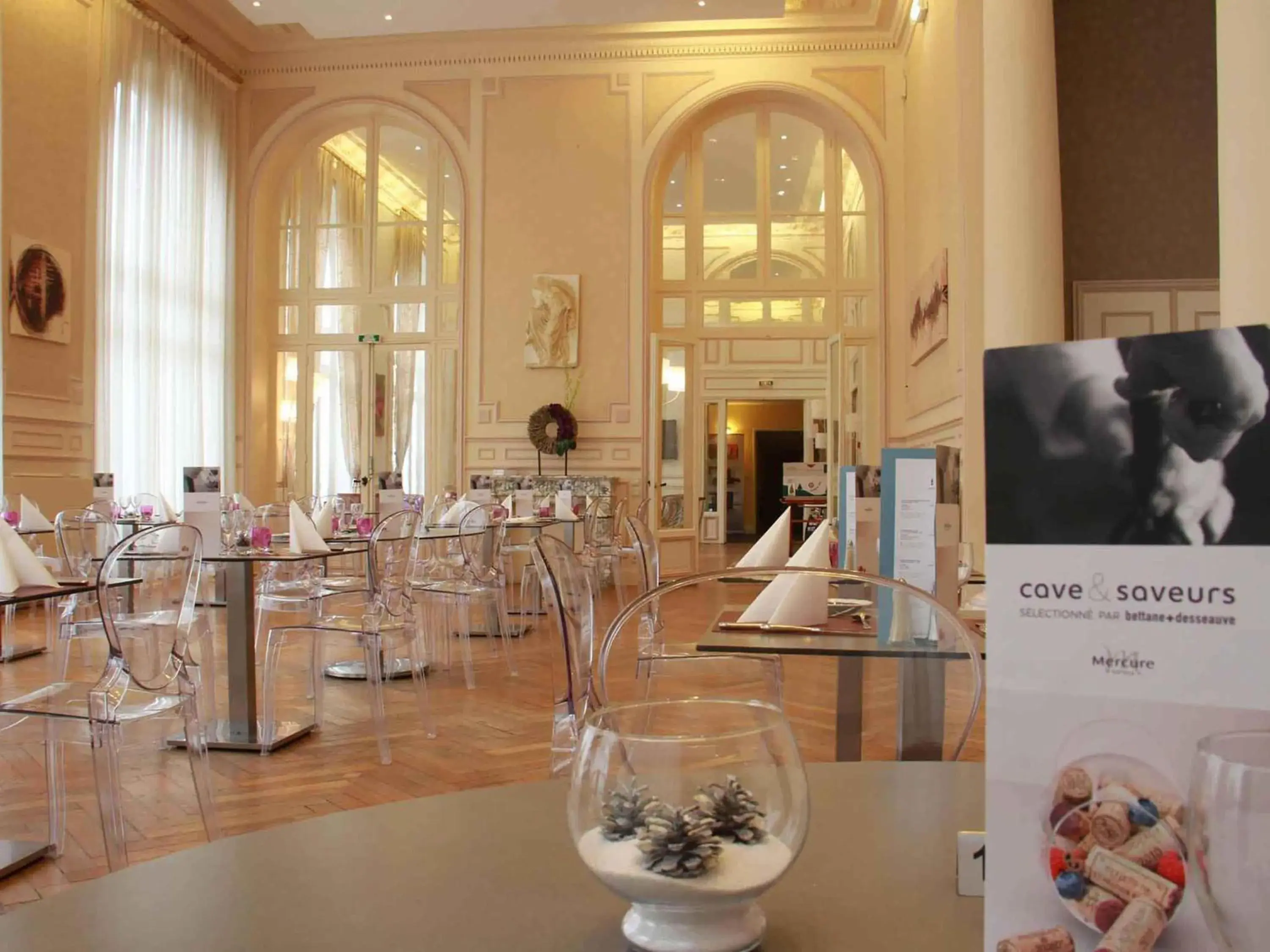 Restaurant/places to eat in Hôtel Mercure Saint-Nectaire Spa & Bien-être Restaurant/places to eat in Hôtel Mercure Saint-Nectaire Spa & Bien-être