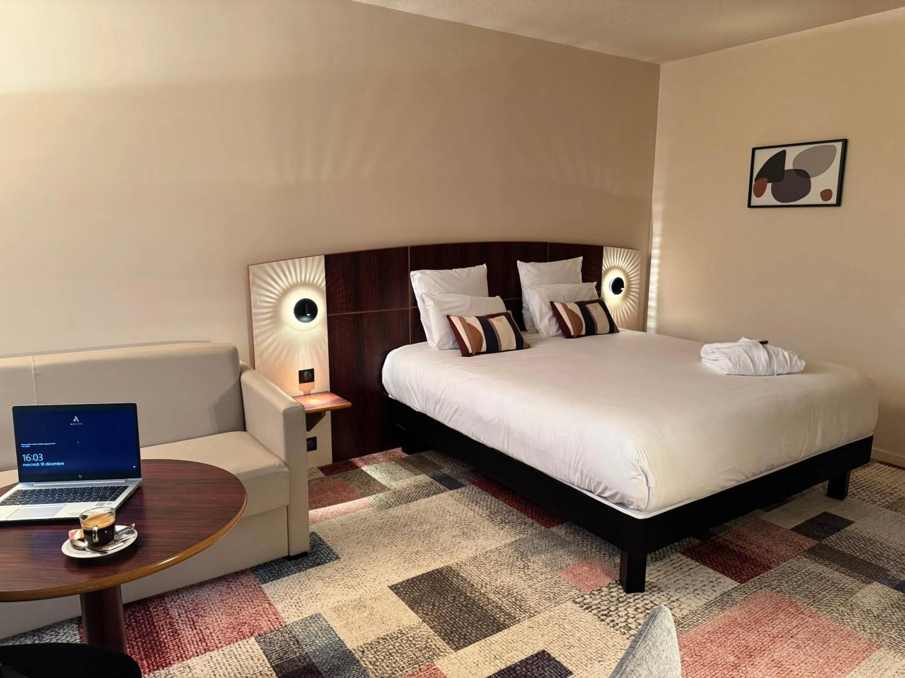 Bed in Mercure Besancon Parc Micaud - Hotel & Bar