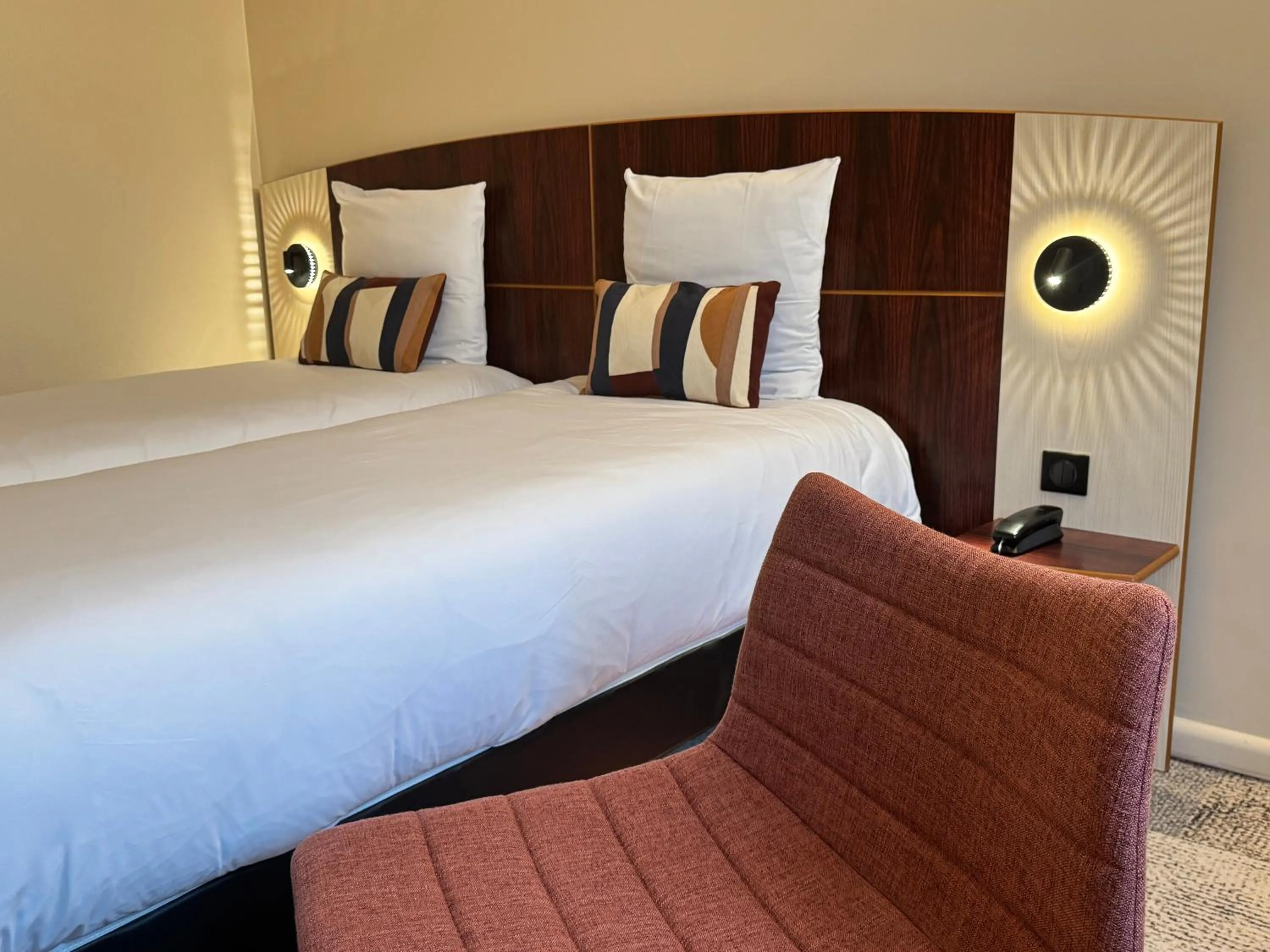 Bed in Mercure Besancon Parc Micaud - Hotel & Bar