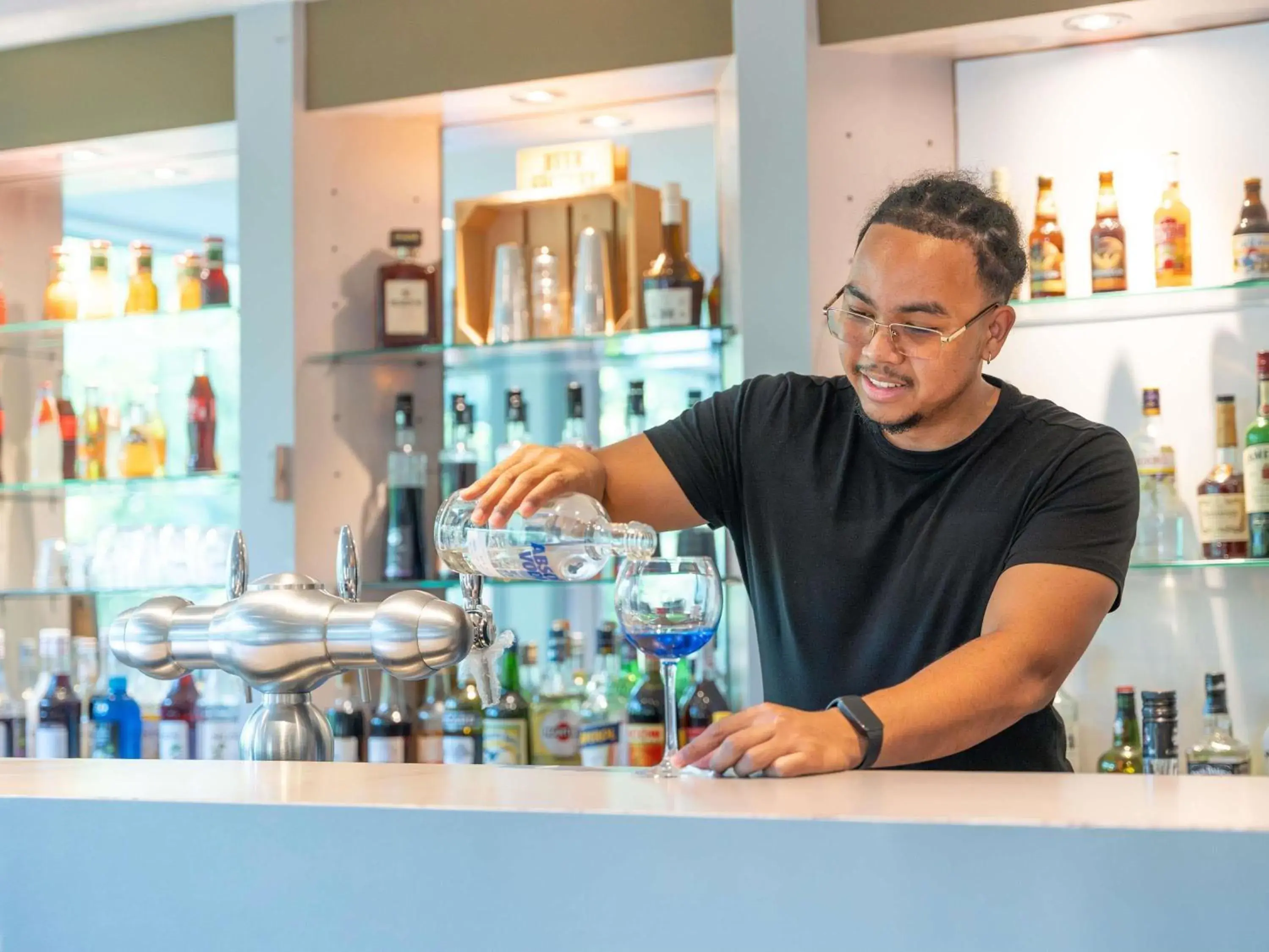 Lounge or bar in Mercure Besancon Parc Micaud - Hotel & Bar Lounge or bar in Mercure Besancon Parc Micaud - Hotel & Bar