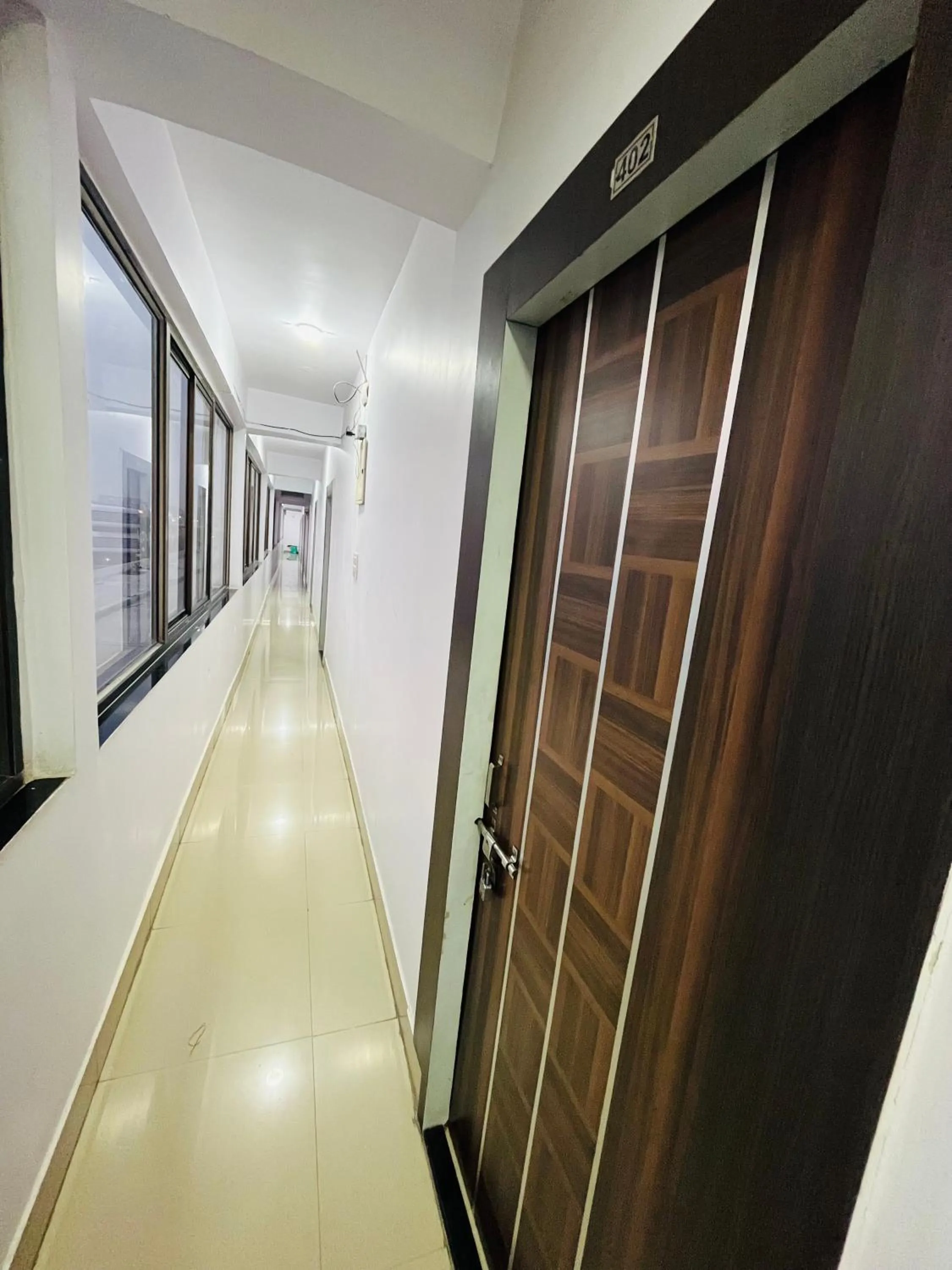 Hotel Mani International