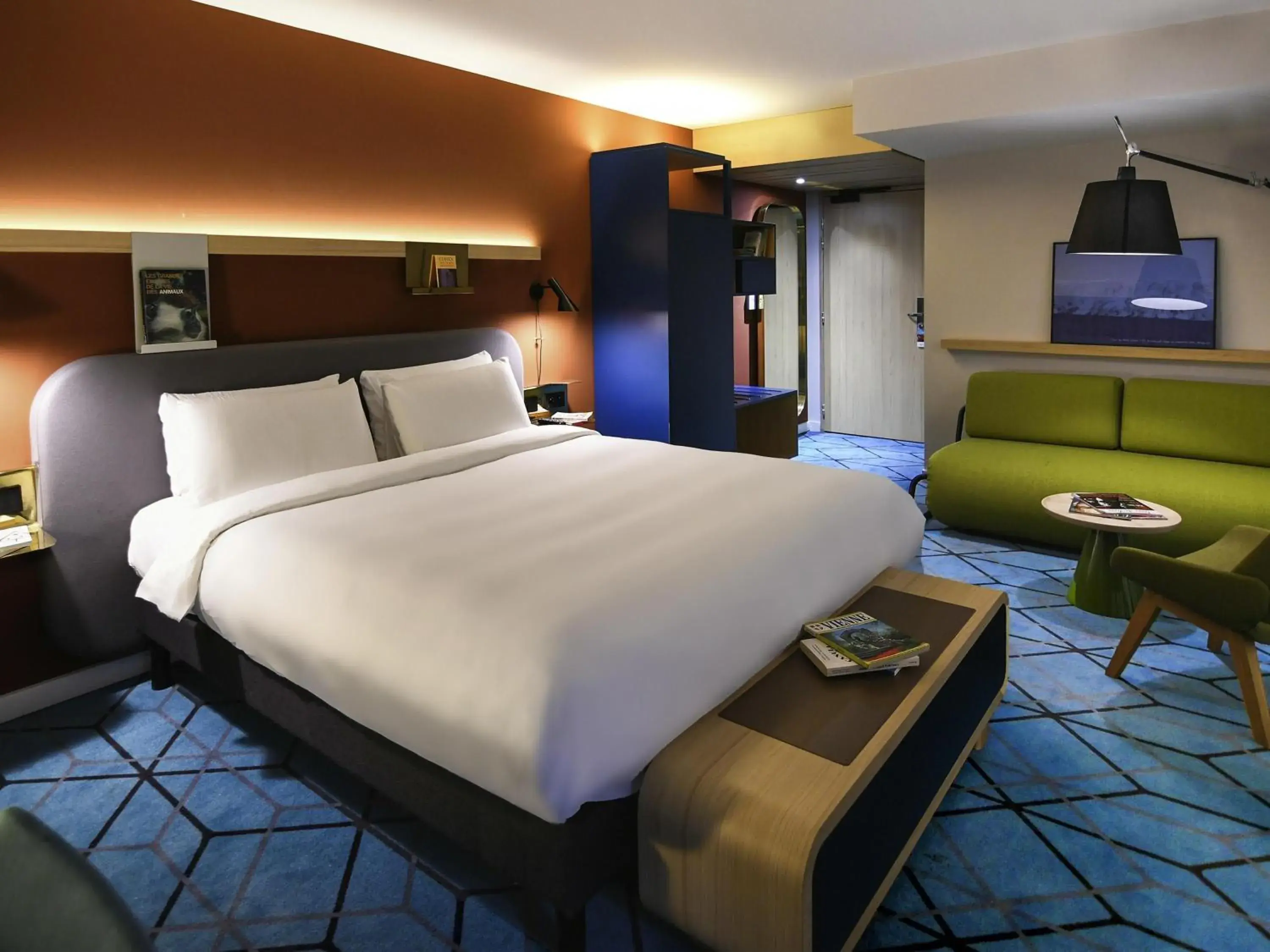 Bedroom, Bed in Mercure Nantes Centre Gare Bedroom, Bed in Mercure Nantes Centre Gare