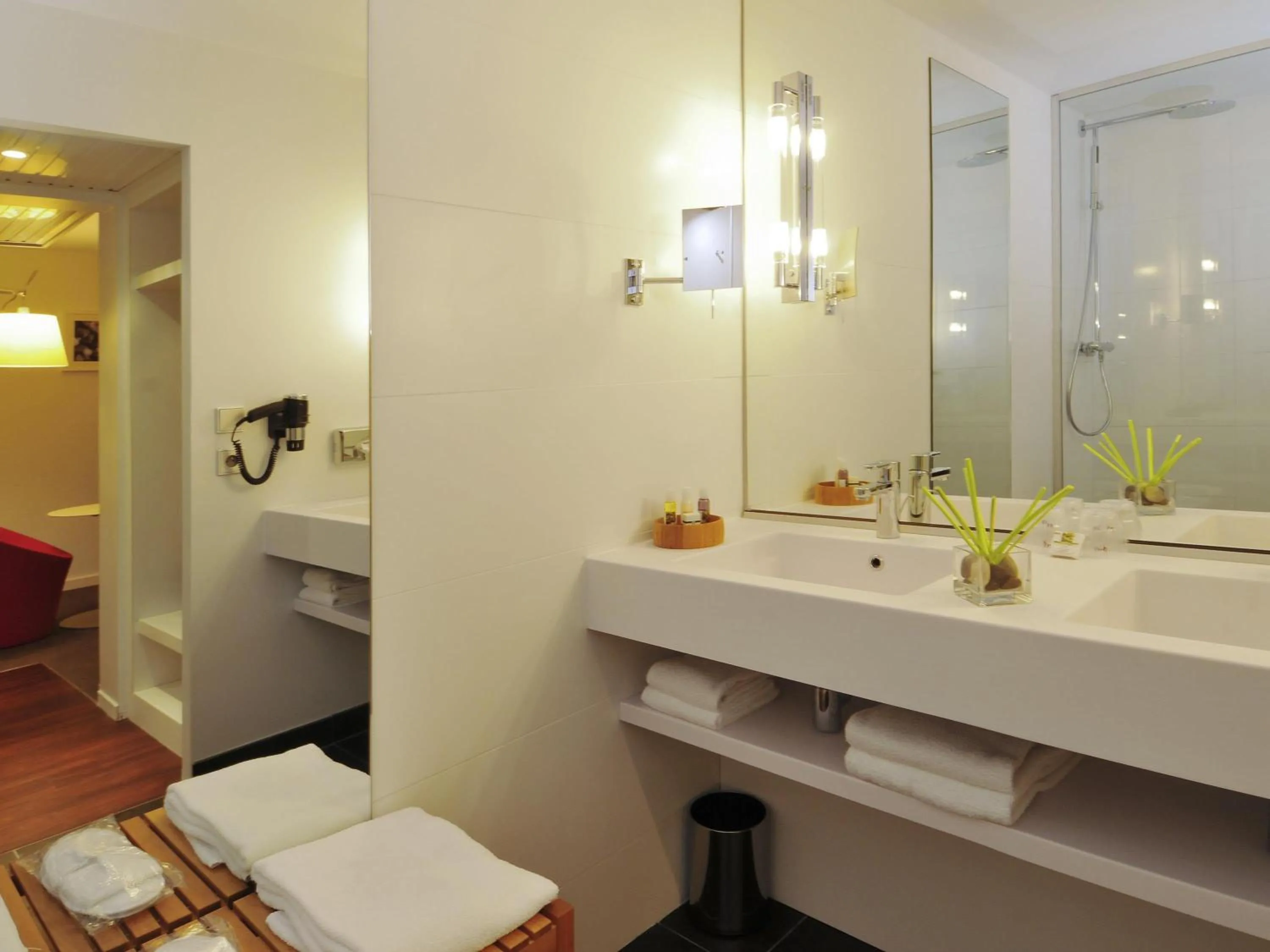 Bedroom in Mercure Nantes Centre Gare