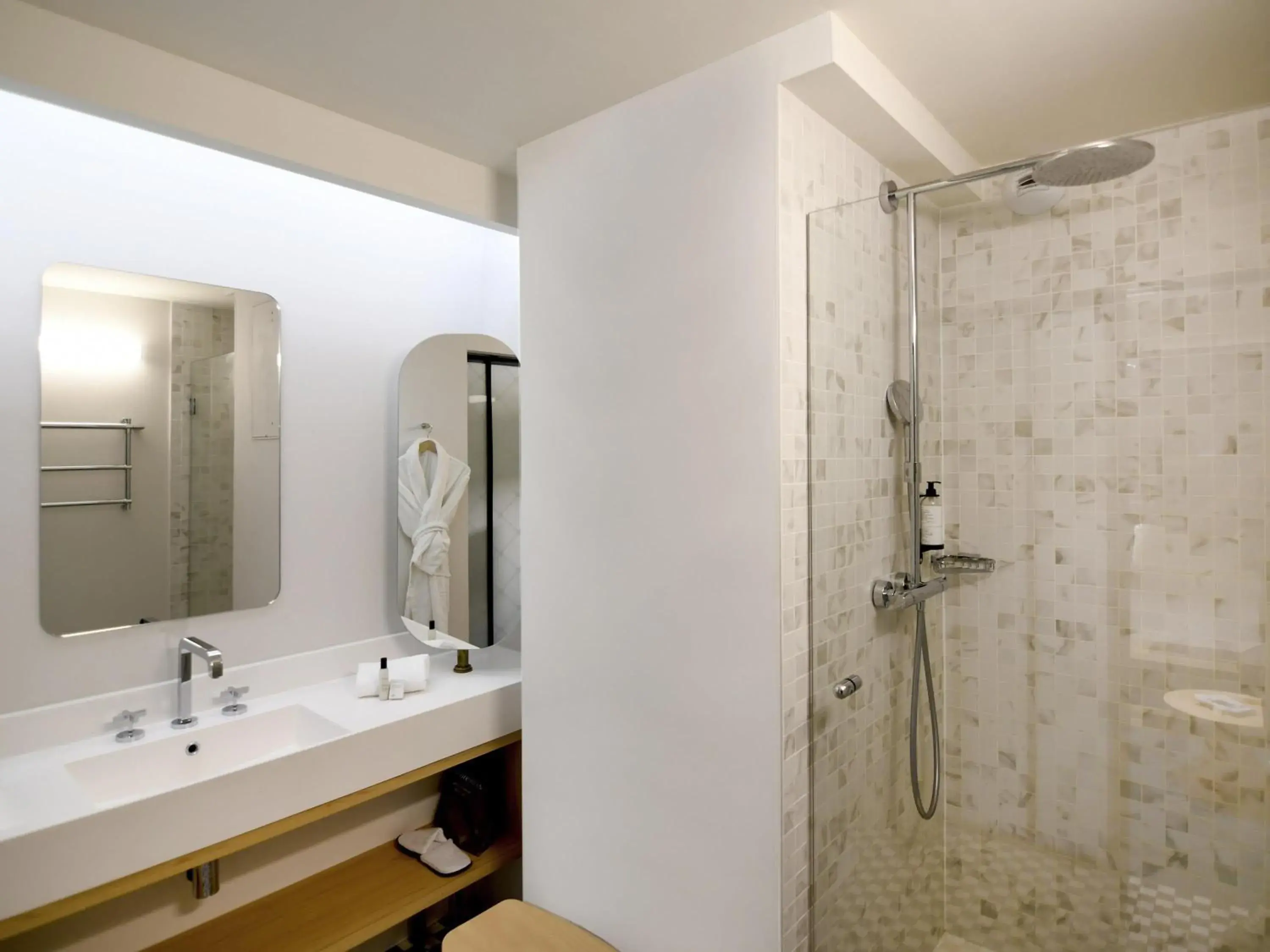 Bedroom in Mercure Nantes Centre Gare Bedroom in Mercure Nantes Centre Gare