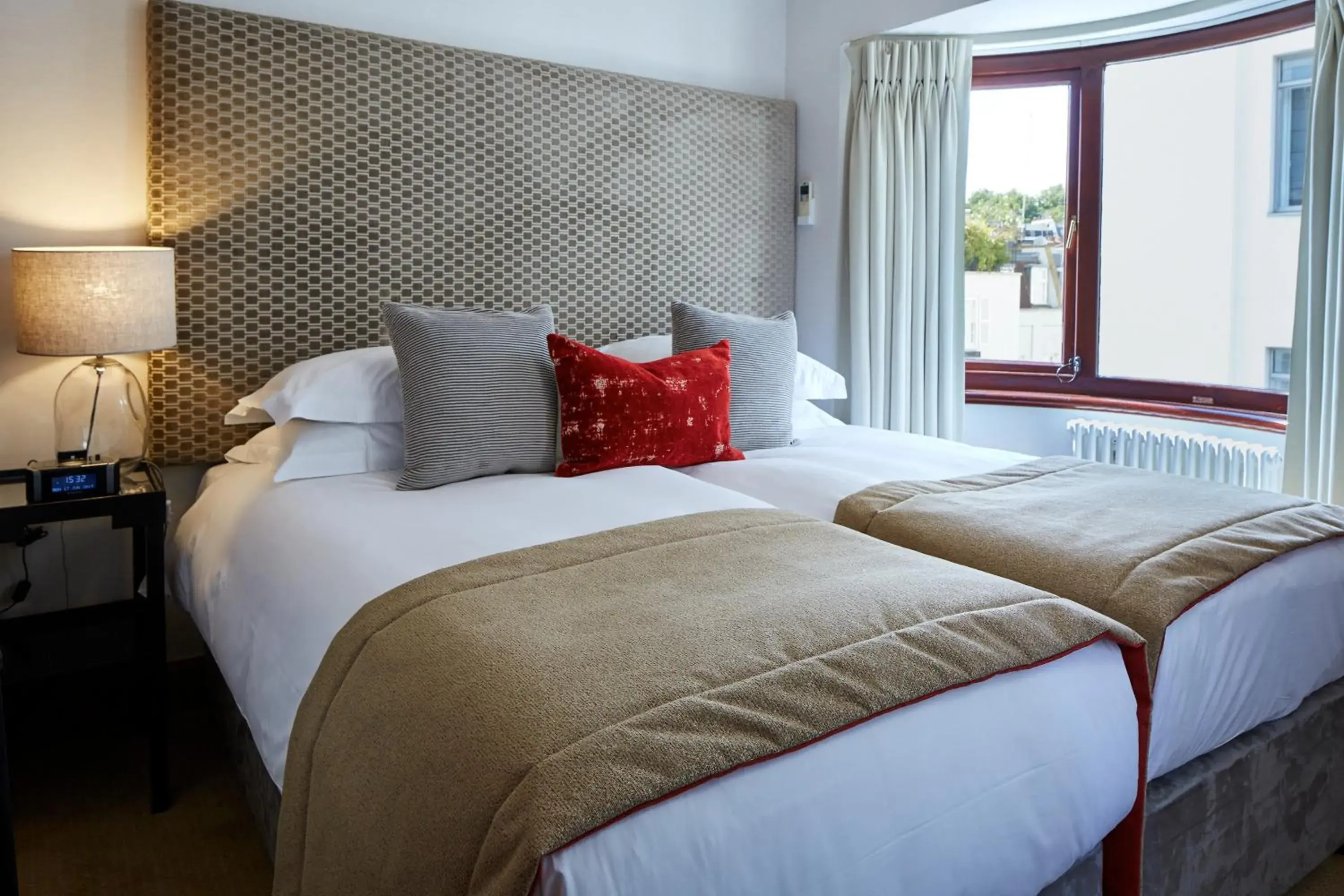 Bed in Cheval Knightsbridge Bed in Cheval Knightsbridge