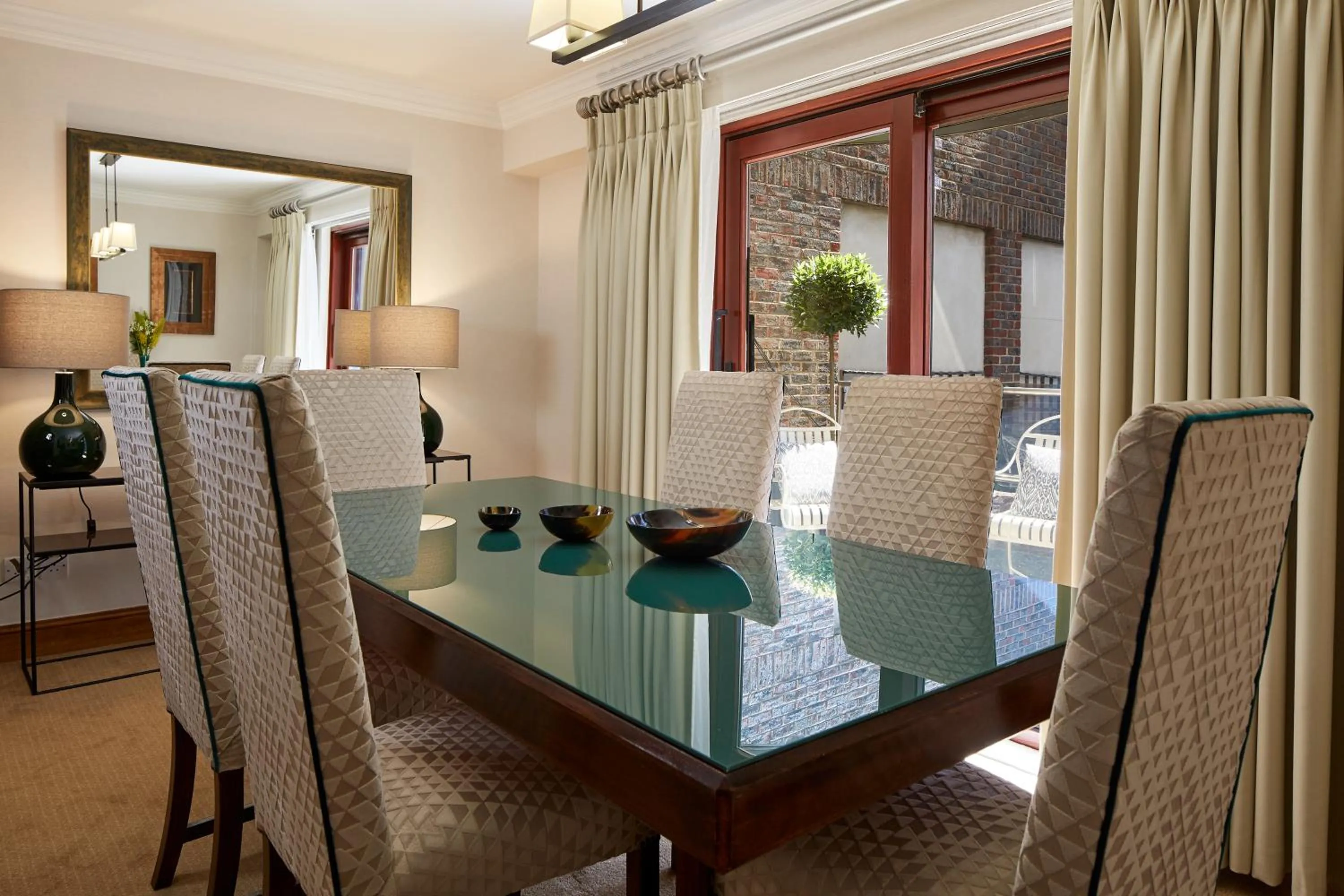 Dining area in Cheval Knightsbridge