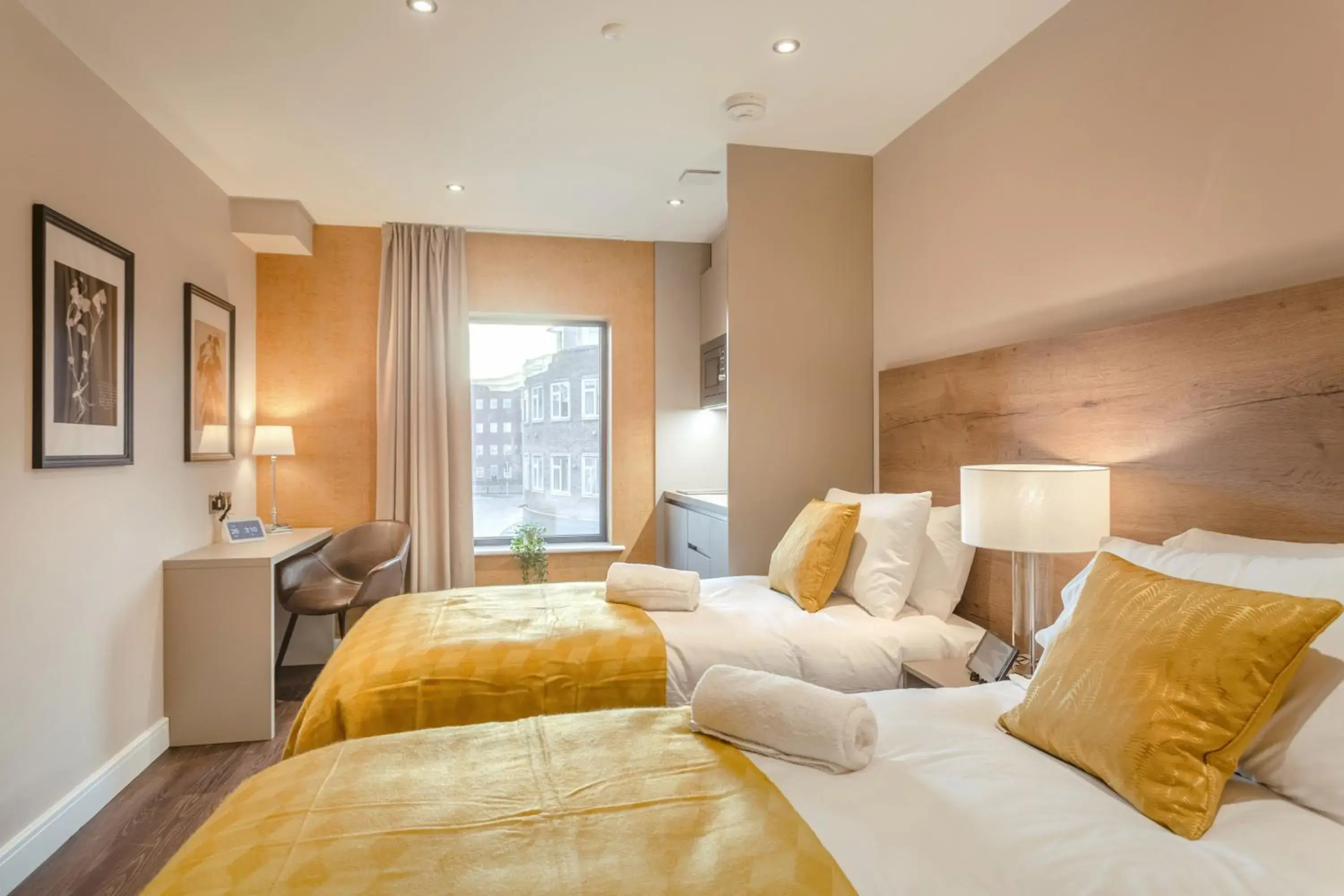 Twin Room in Dwell City Living Twin Room in Dwell City Living