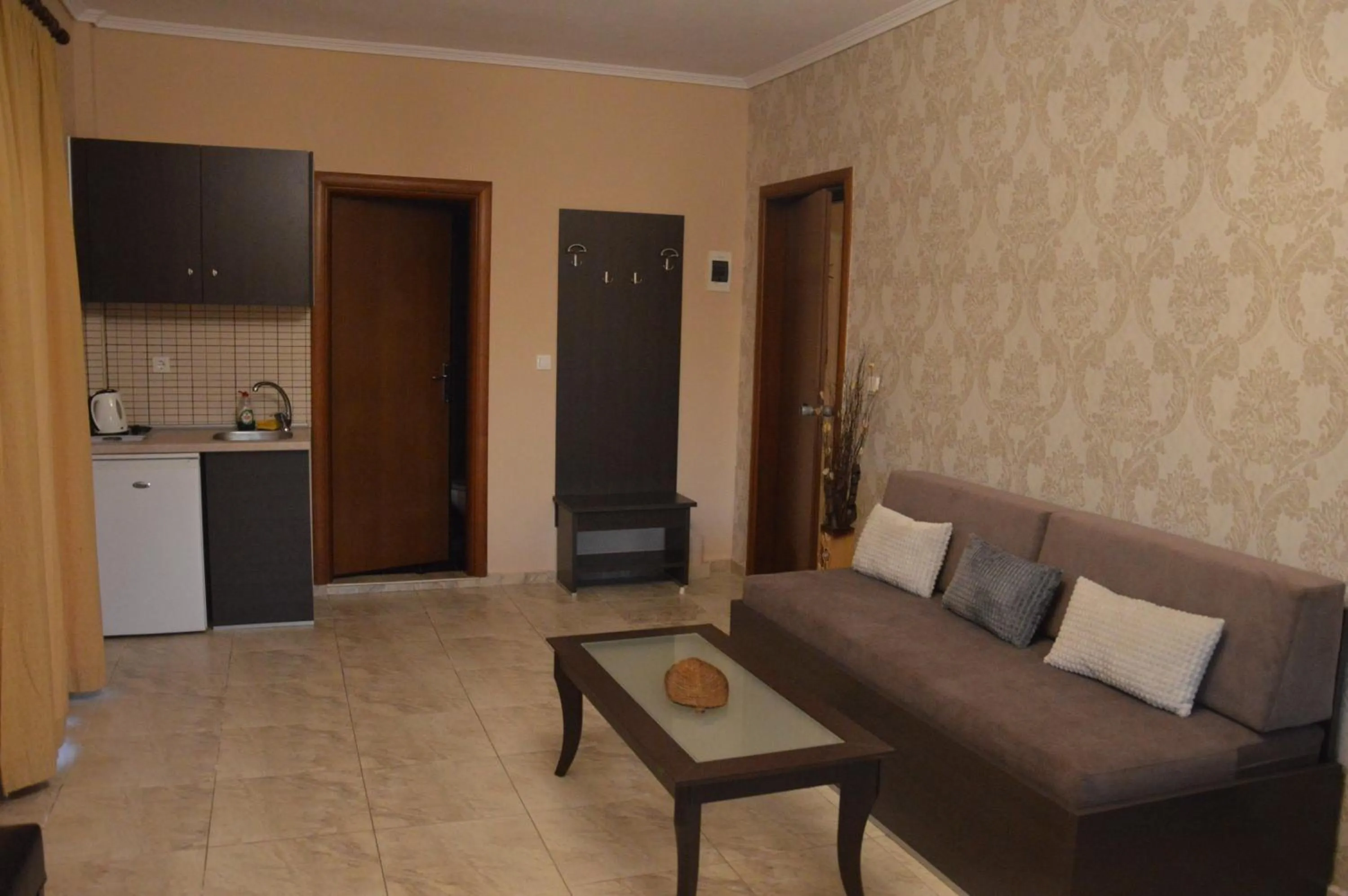 Seating area in Hotel Epavli