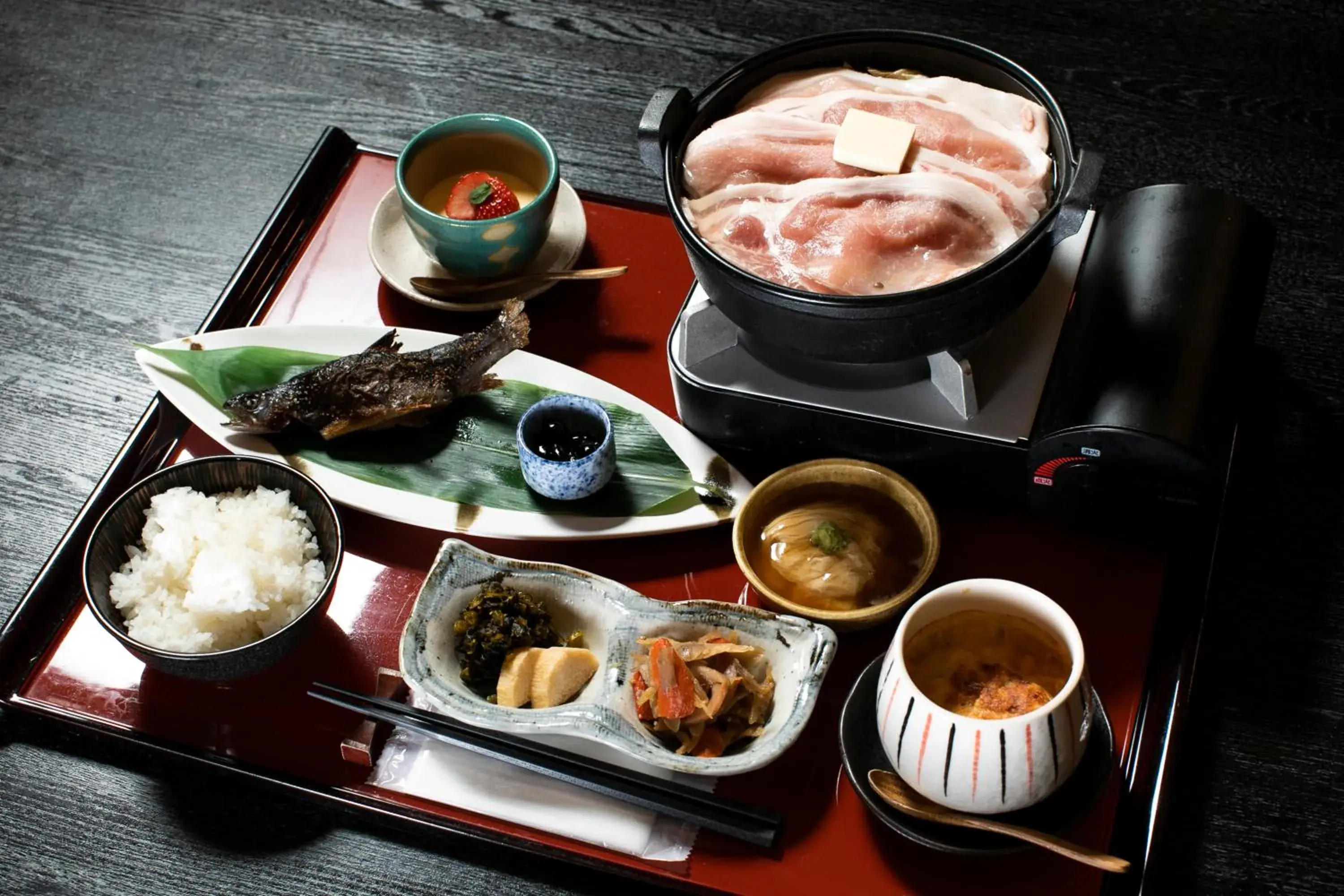 Food close-up in Hacho no Yu Food close-up in Hacho no Yu