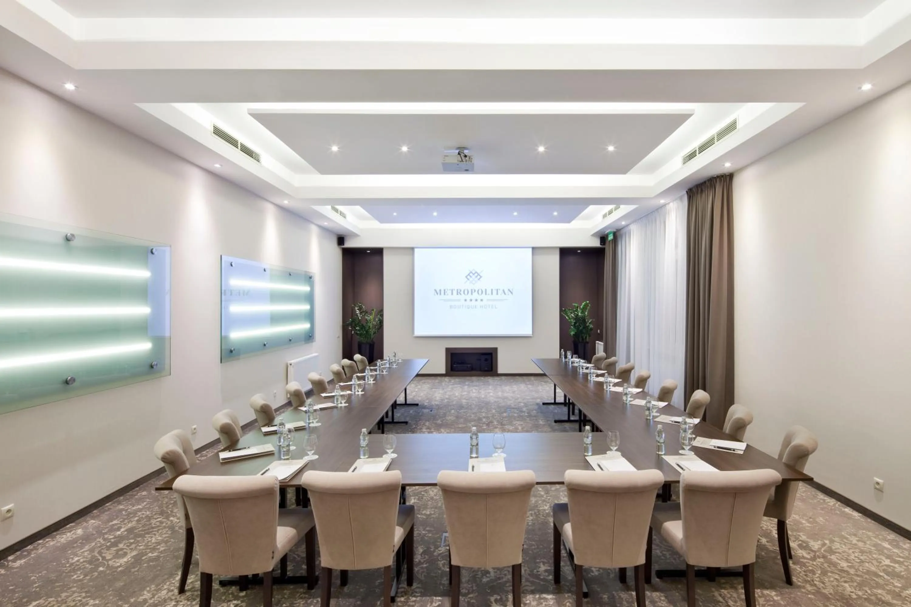 Business facilities in Metropolitan Boutique Hotel