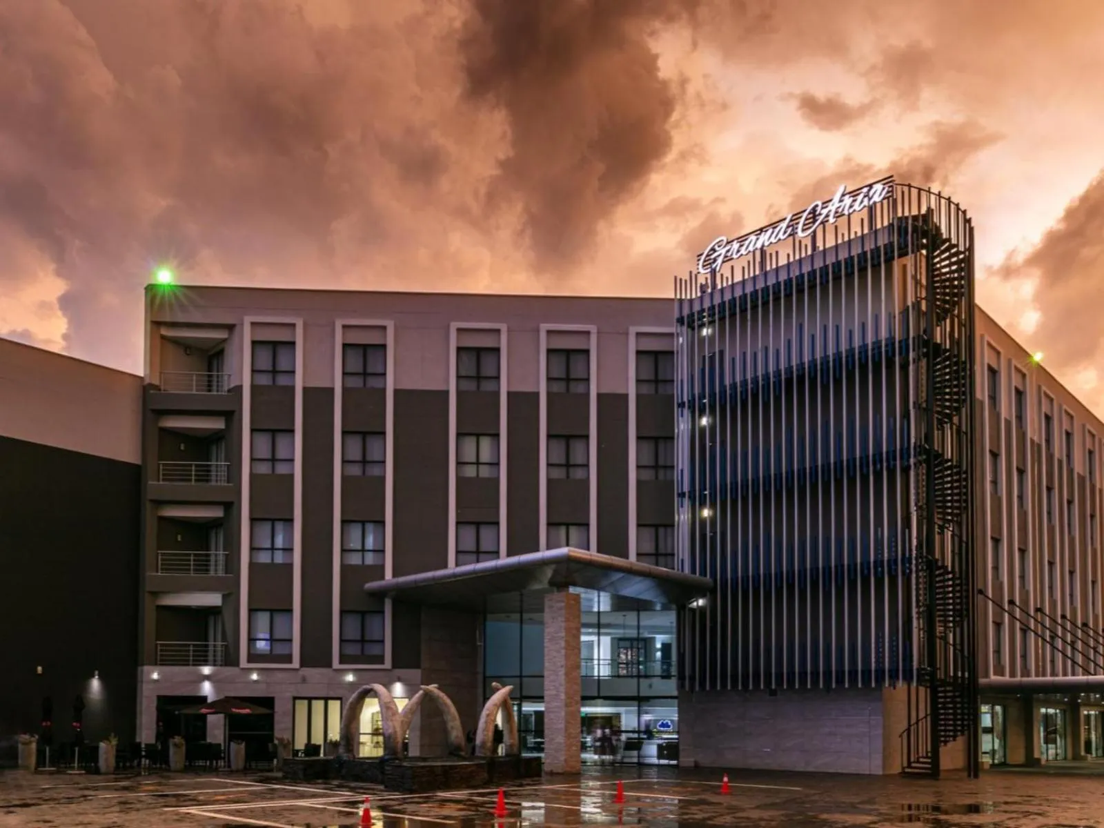 The Grand Aria Hotel and Conference Centre