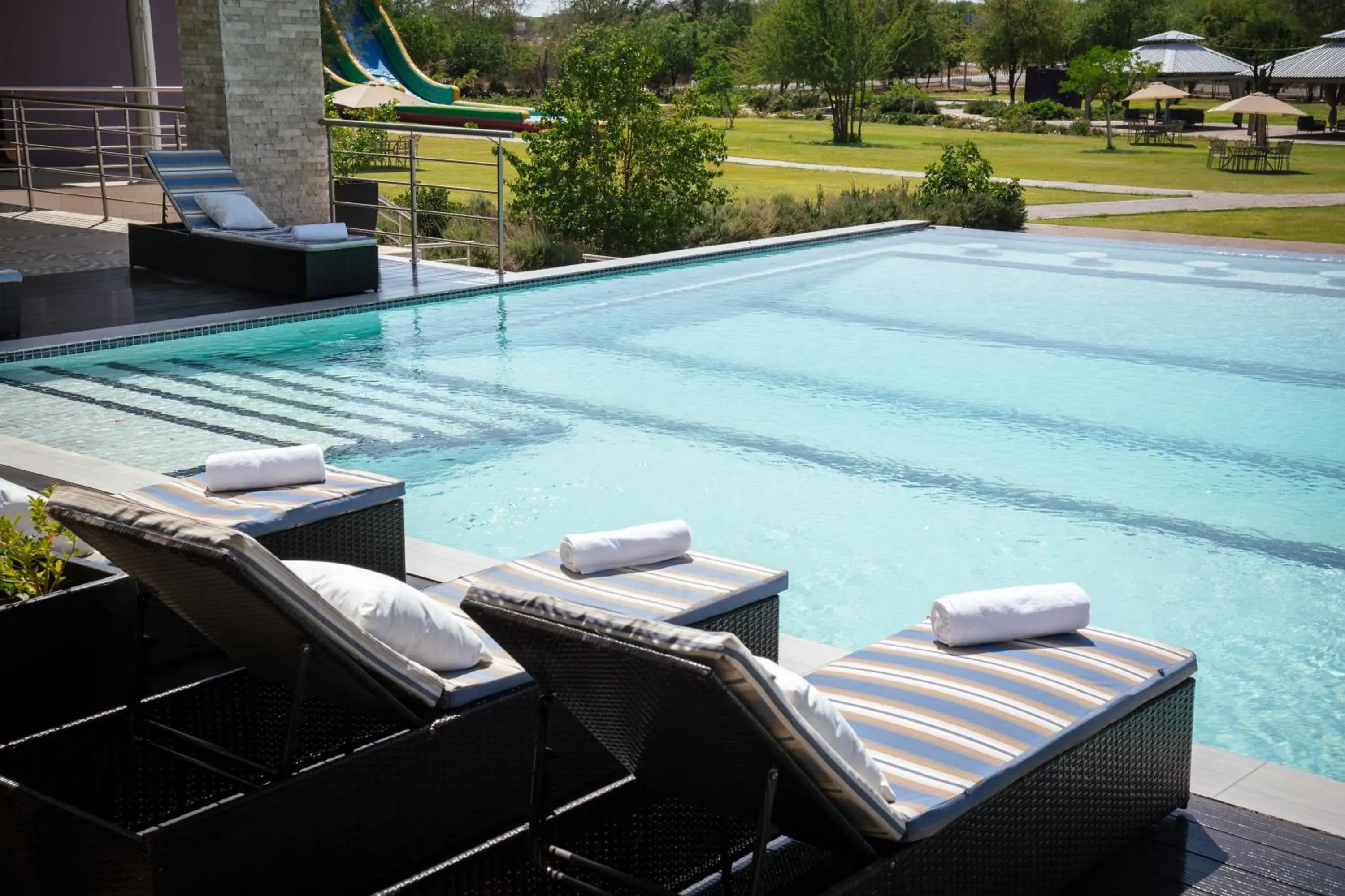 Swimming pool in The Grand Aria Hotel and Conference Centre Swimming pool in The Grand Aria Hotel and Conference Centre