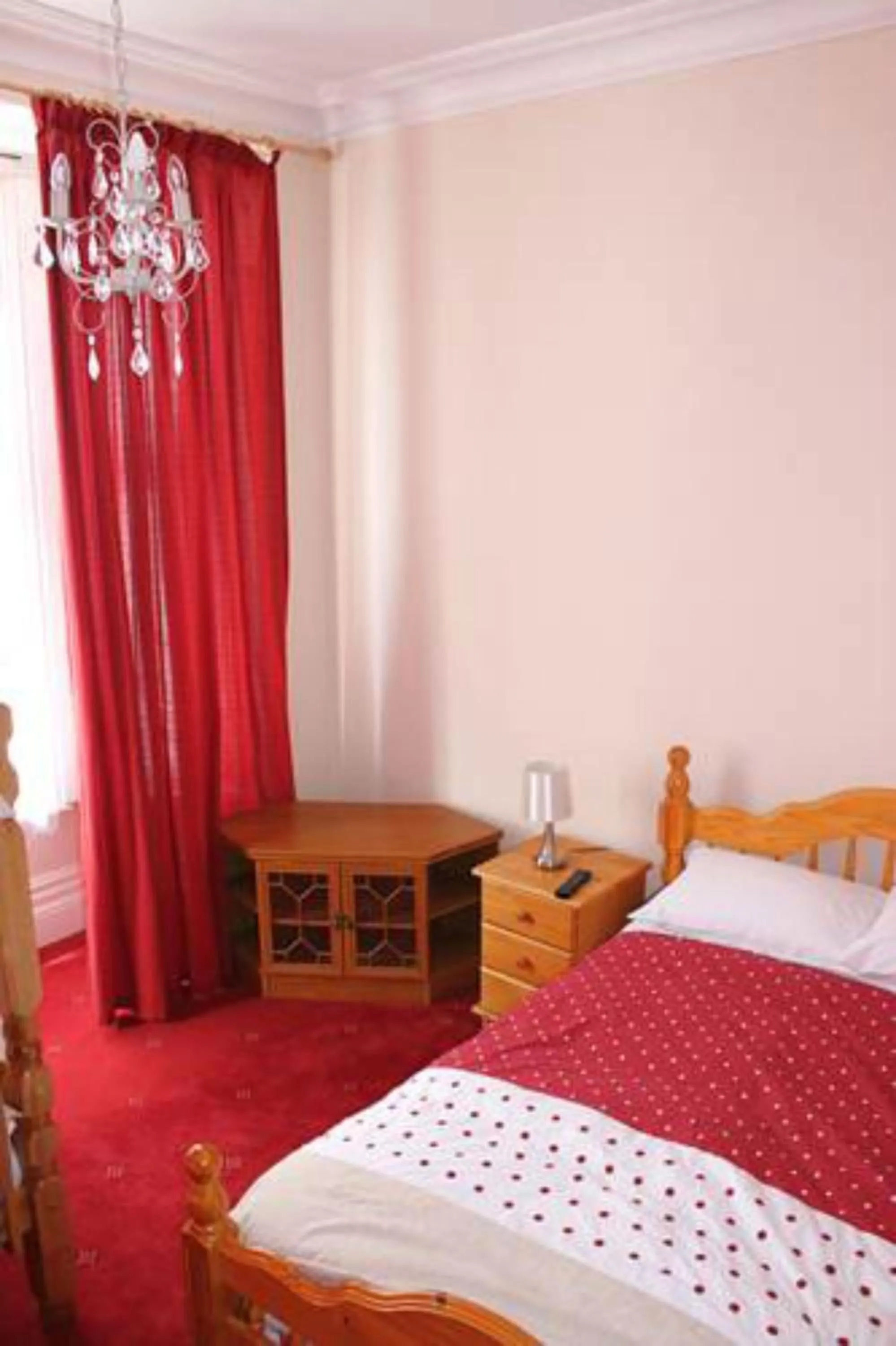 Bed in Grafton House