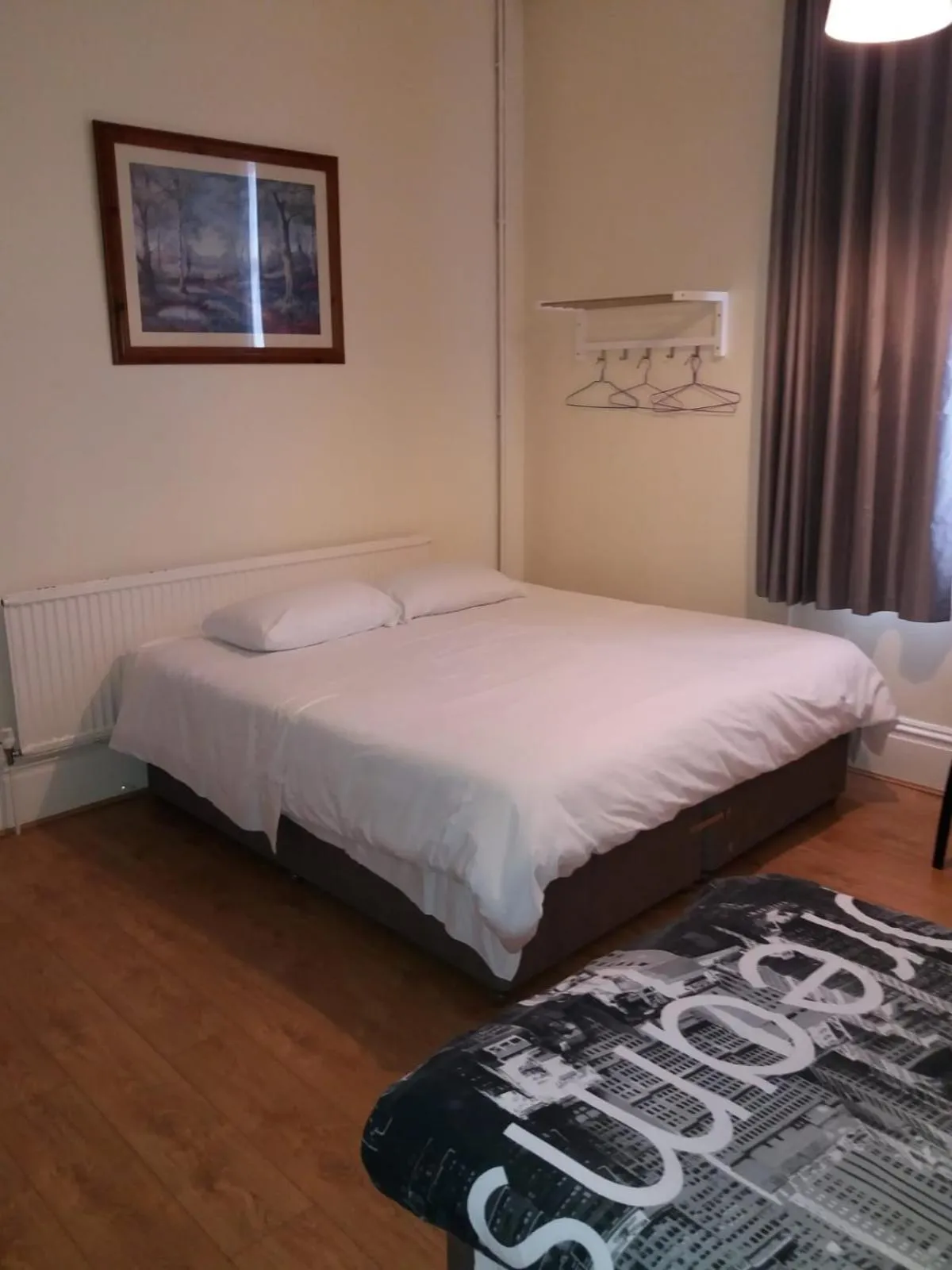 Bed in Grafton House