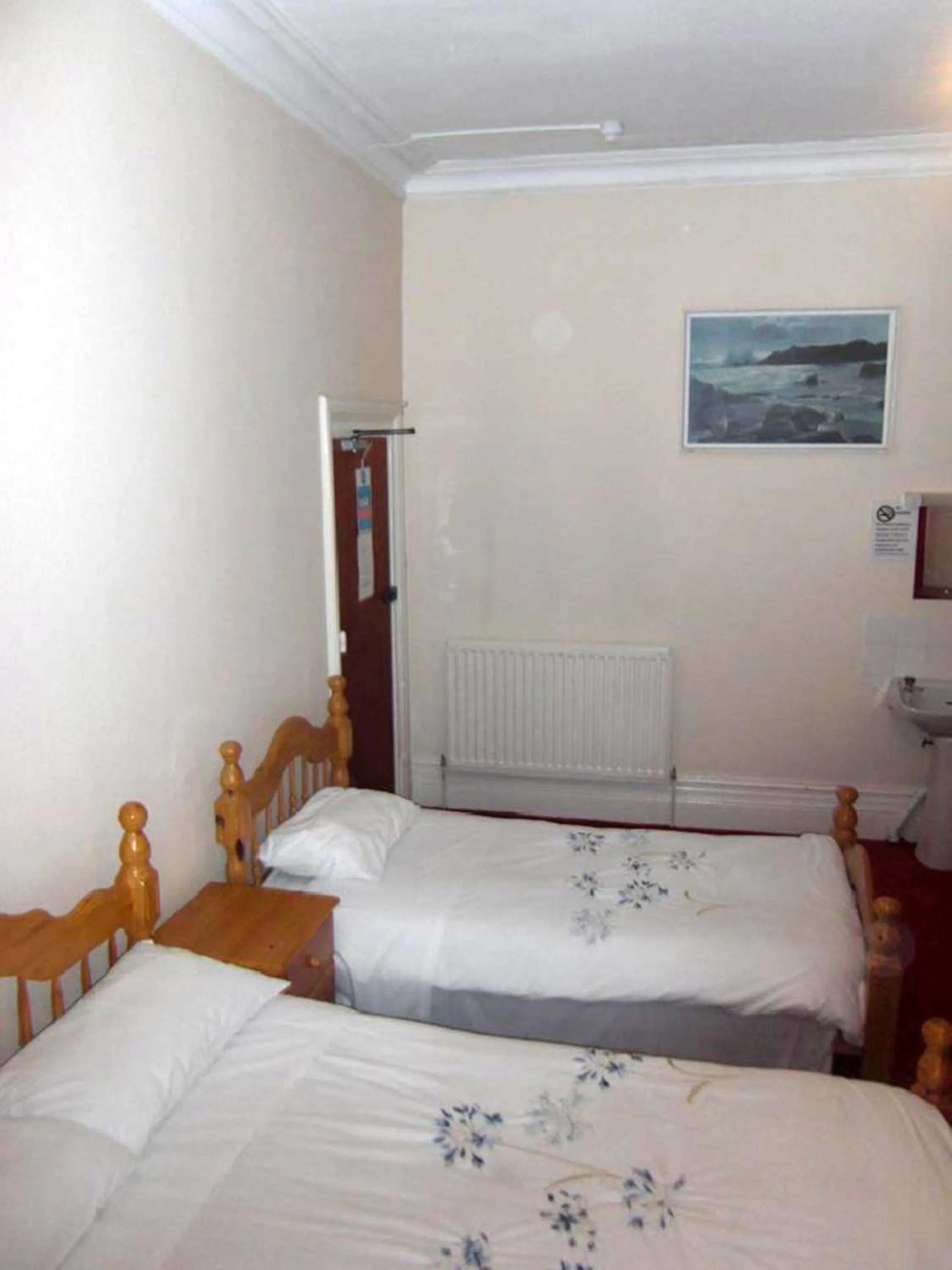 Bed in Grafton House