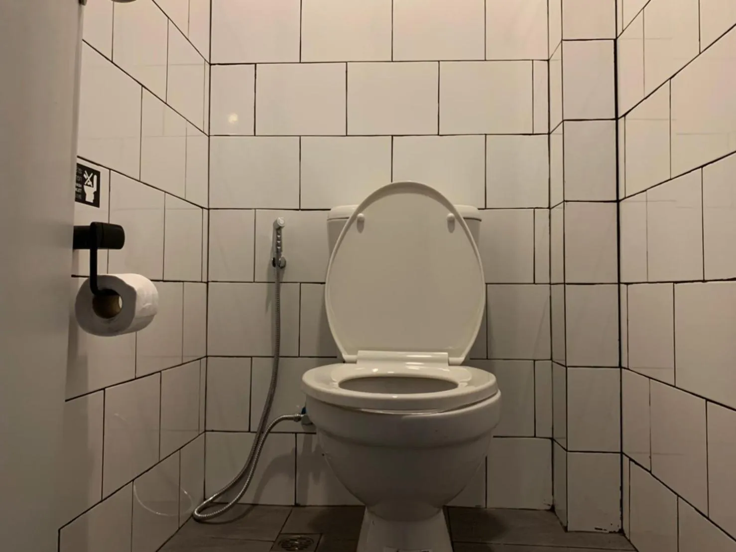 Bathroom in Mini-ME Home, A Cozy Entire House in Old City