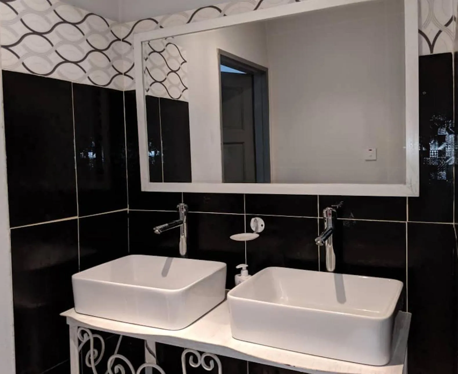 Bathroom in Sunbirds Lodge Chobe