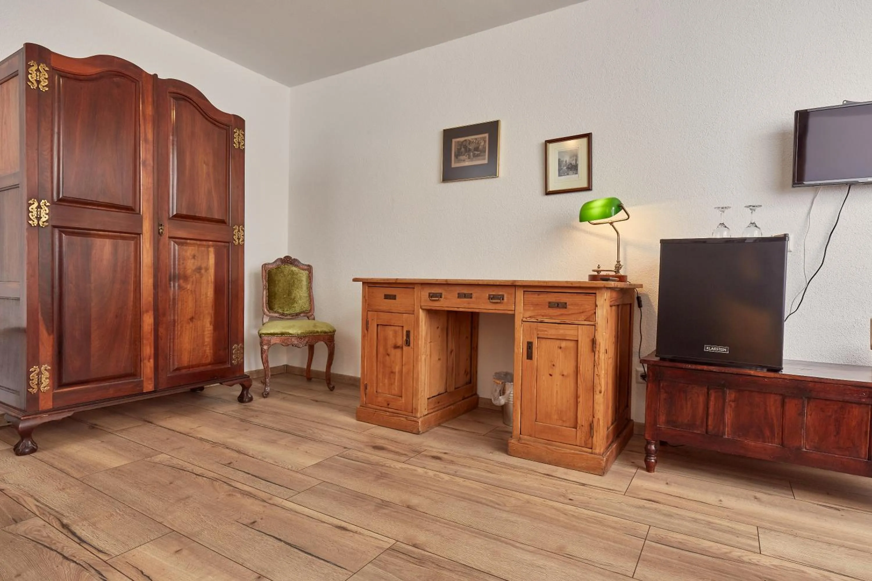 Photo of the whole room in Hotel-Krone-Lounge