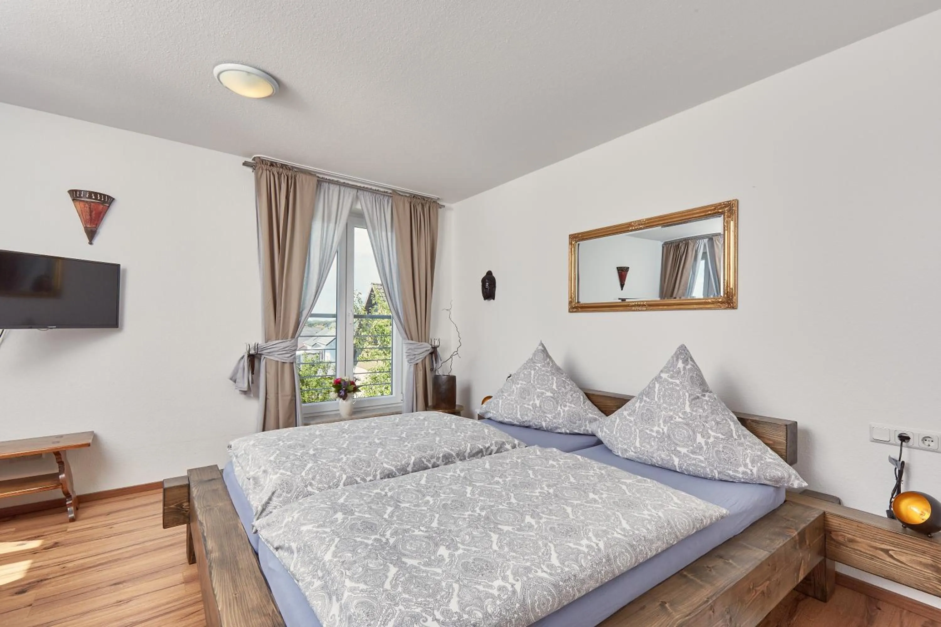 Bed in Hotel-Krone-Lounge