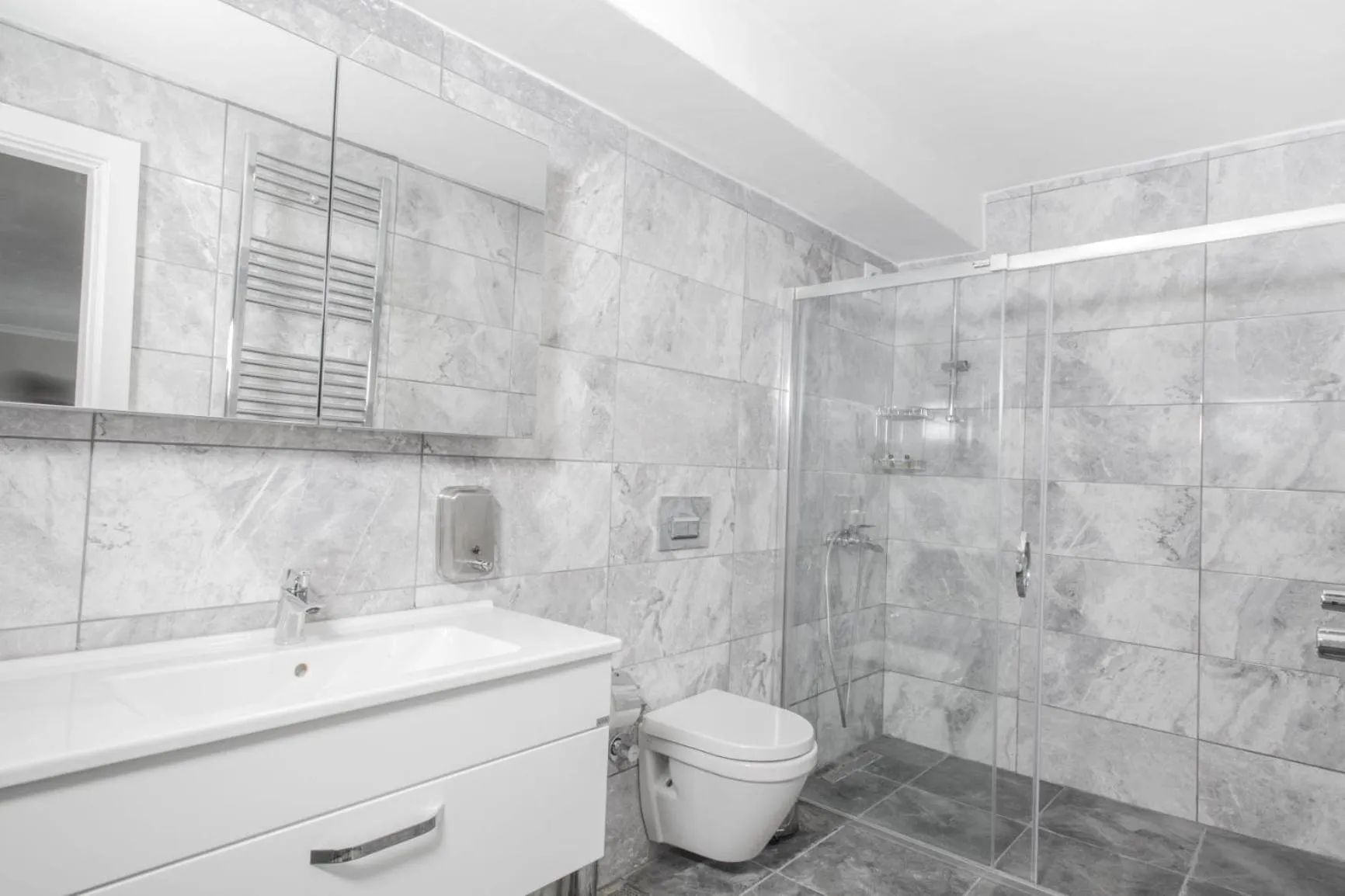 Shower in Emin Residence