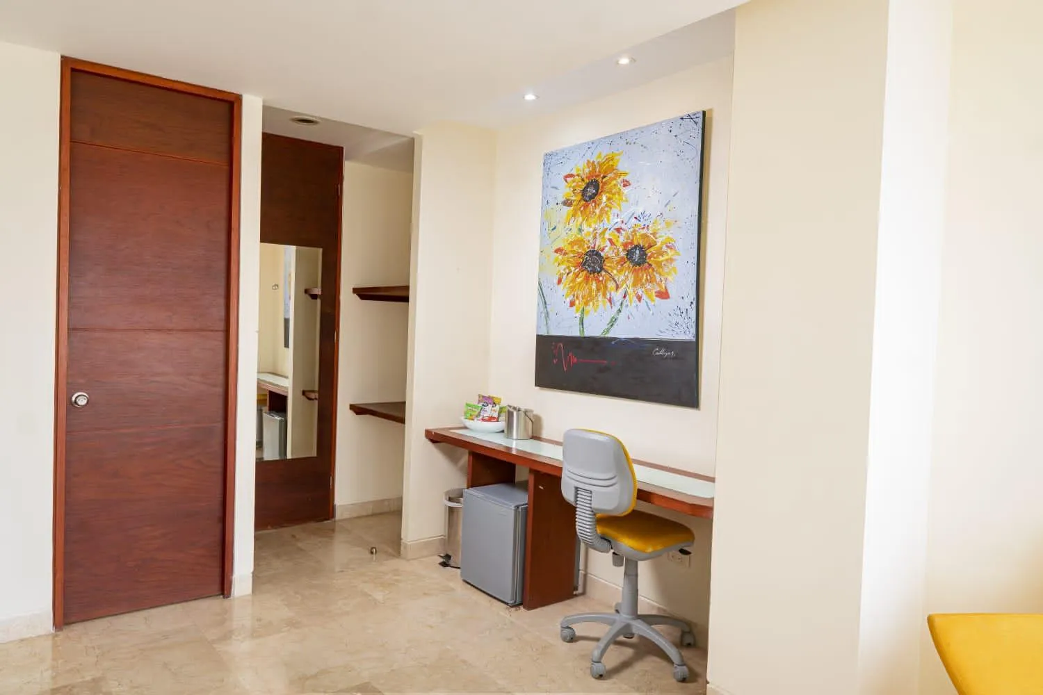 Seating area in PlazaMar Pacifico Hotel