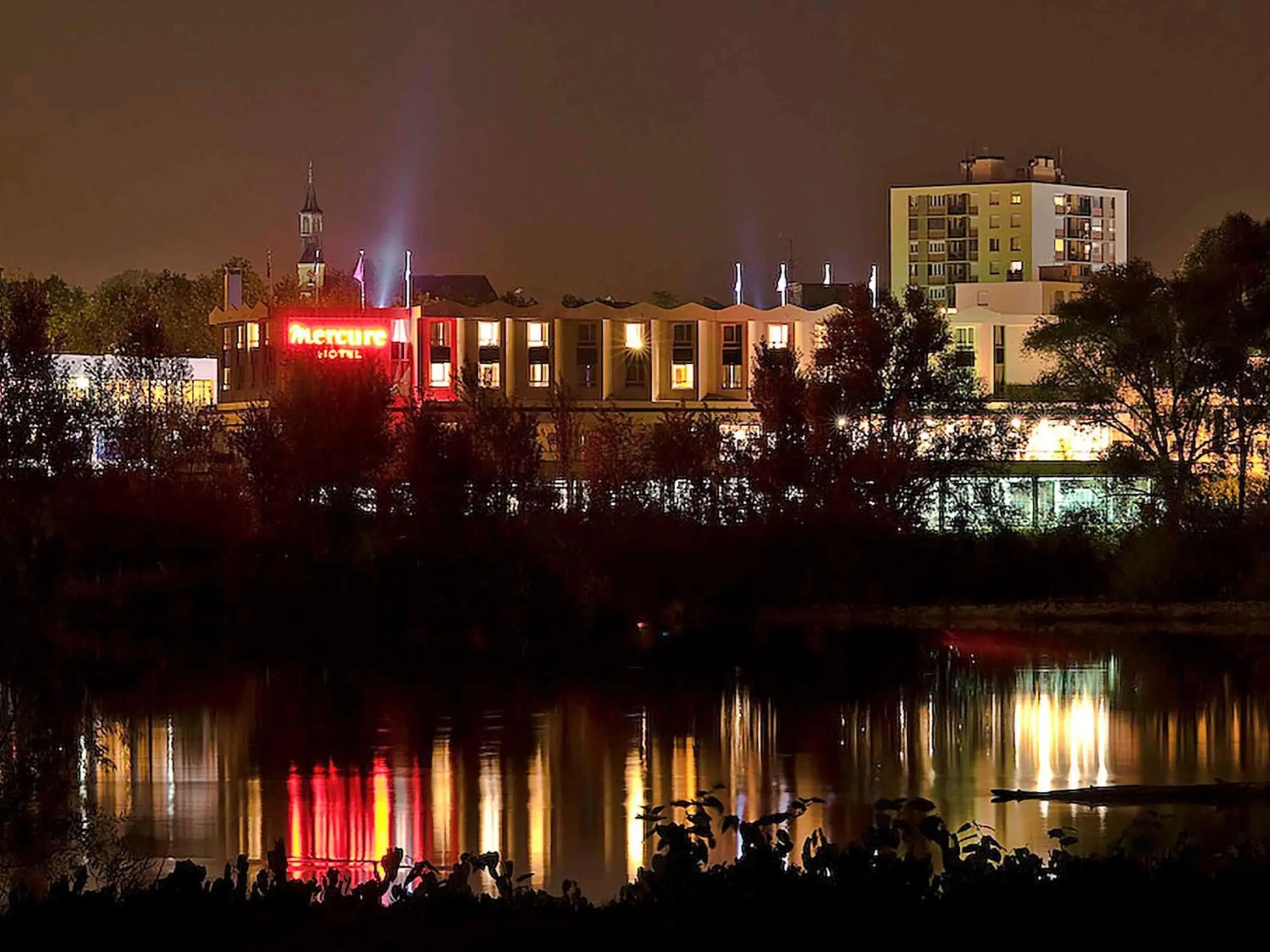 Property building in Mercure Nevers Pont De Loire Property building in Mercure Nevers Pont De Loire