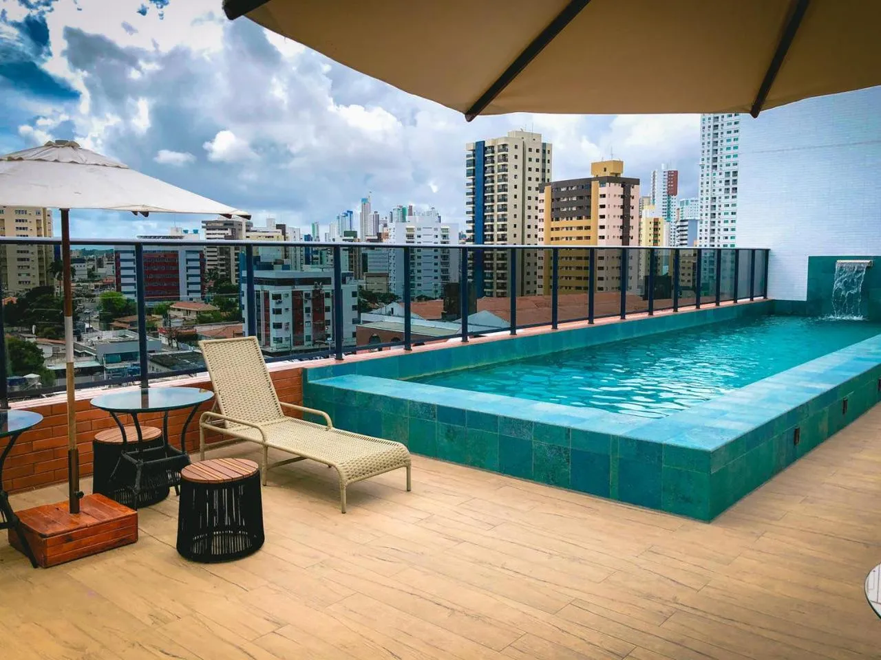 Swimming pool in Nord Easy Connect