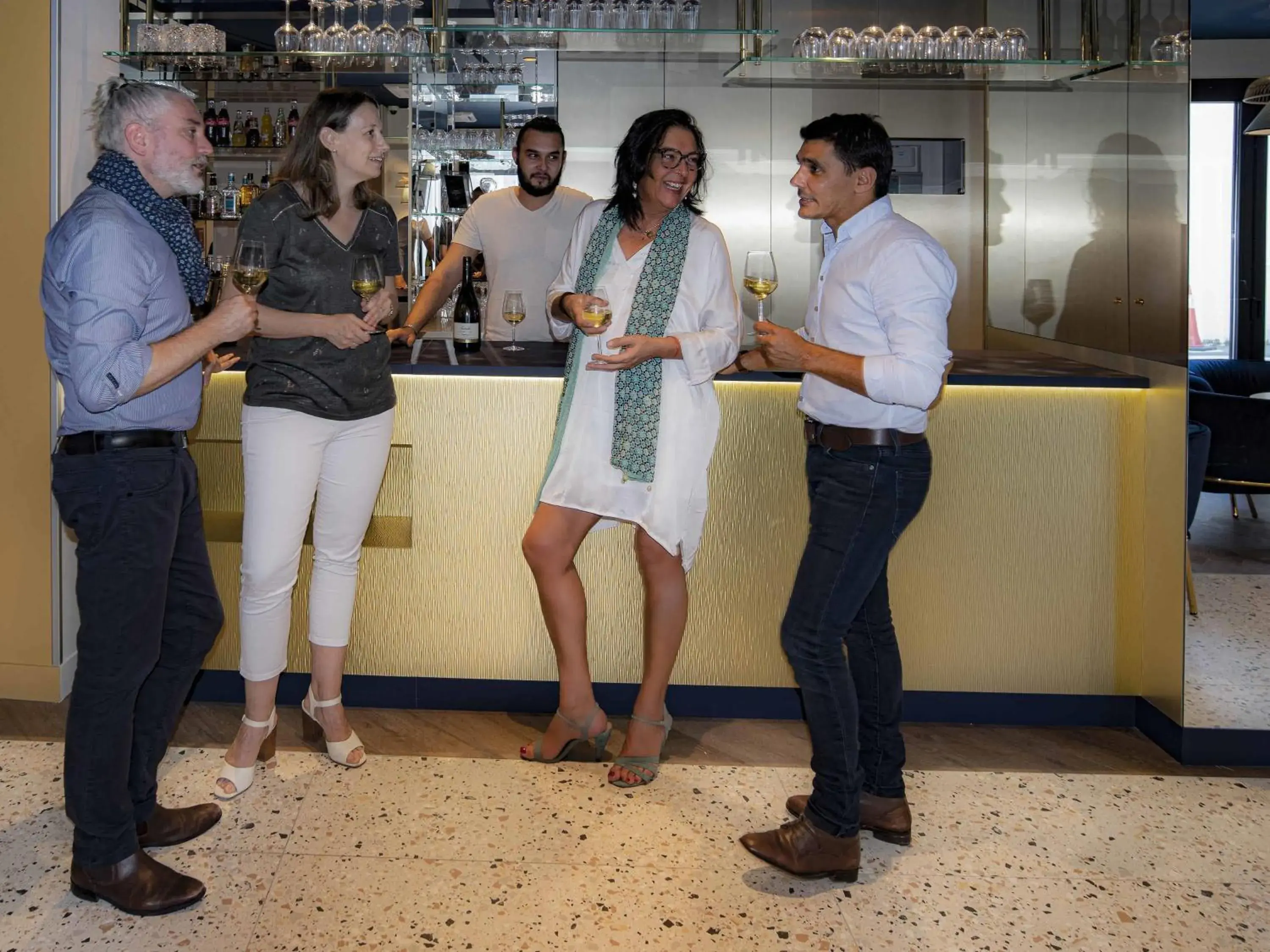 Lounge or bar in Mercure Paris Opera Lafayette Lounge or bar in Mercure Paris Opera Lafayette