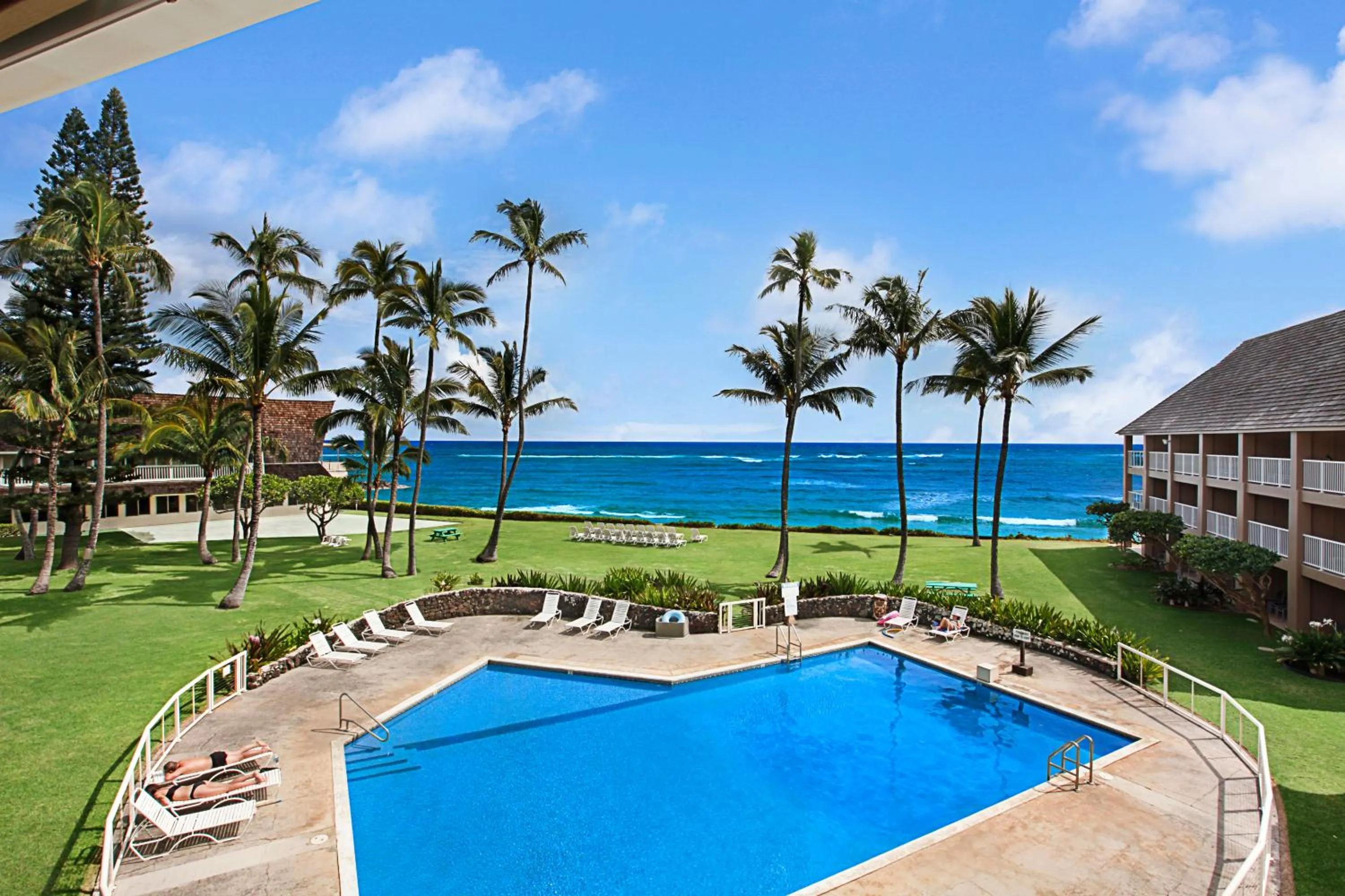 Balcony/Terrace in The ISO by Castle