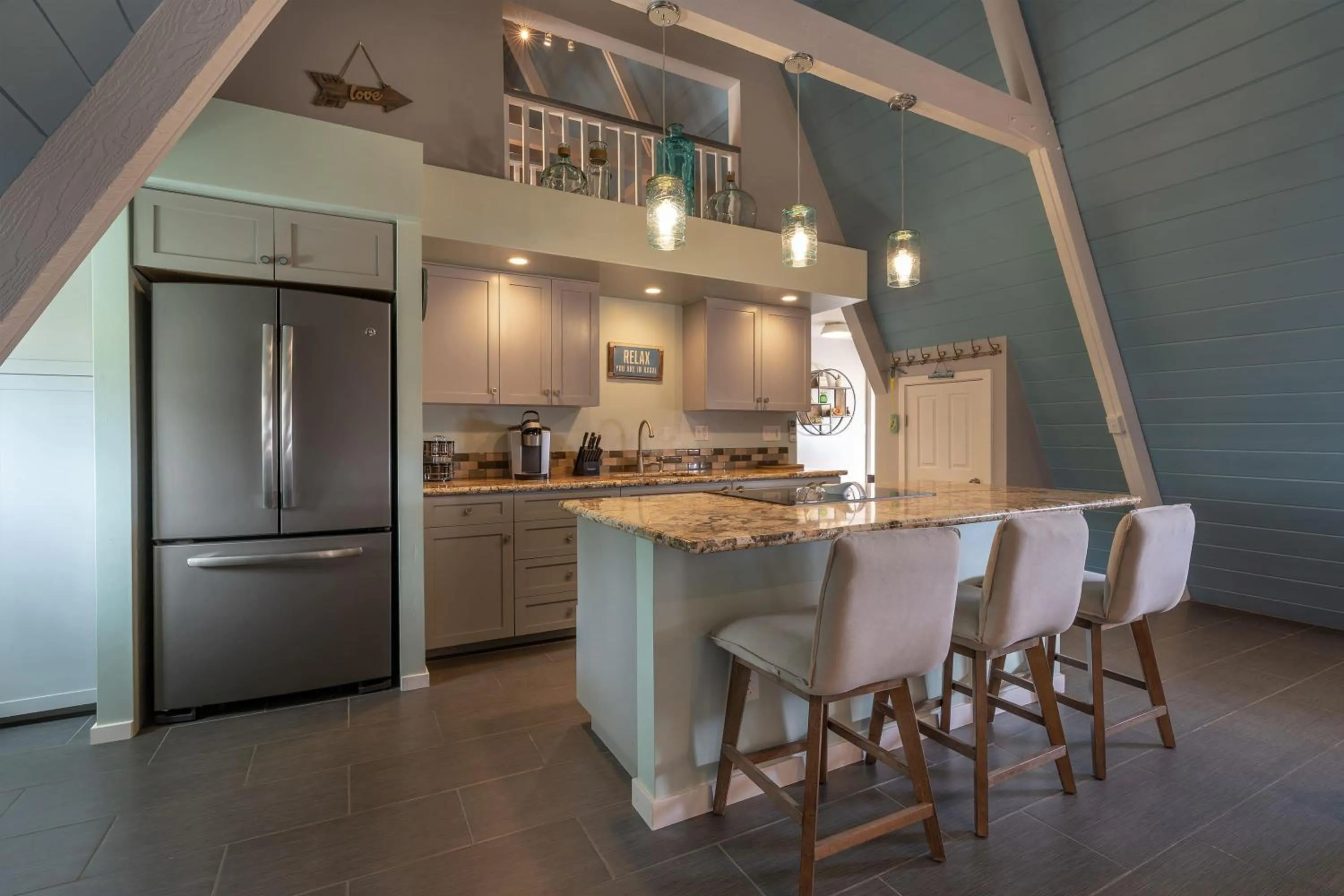 Photo of the whole room in THE ISO HOTEL, Trademark Collection by Wyndham