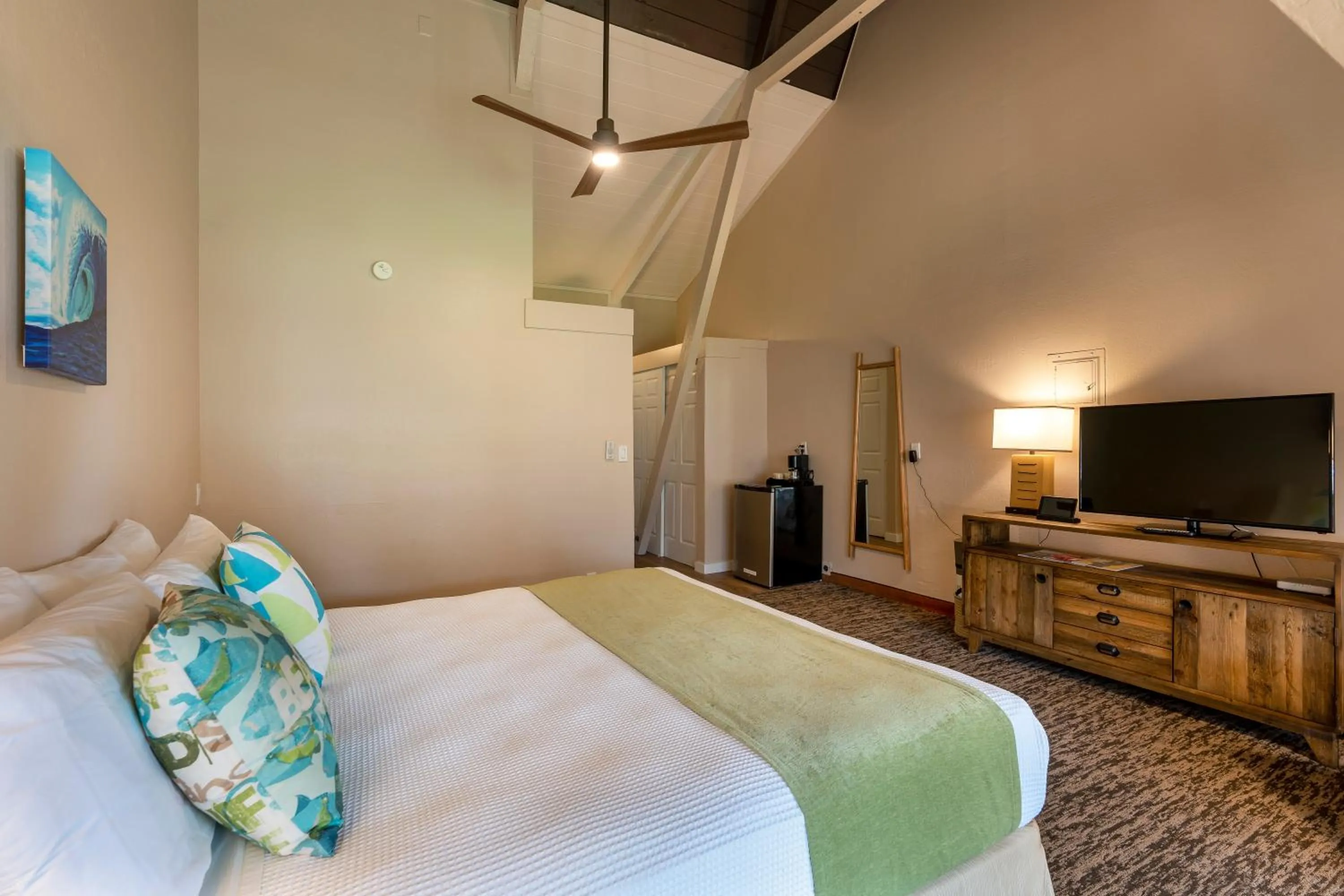 Bedroom, Bed in The ISO by Castle