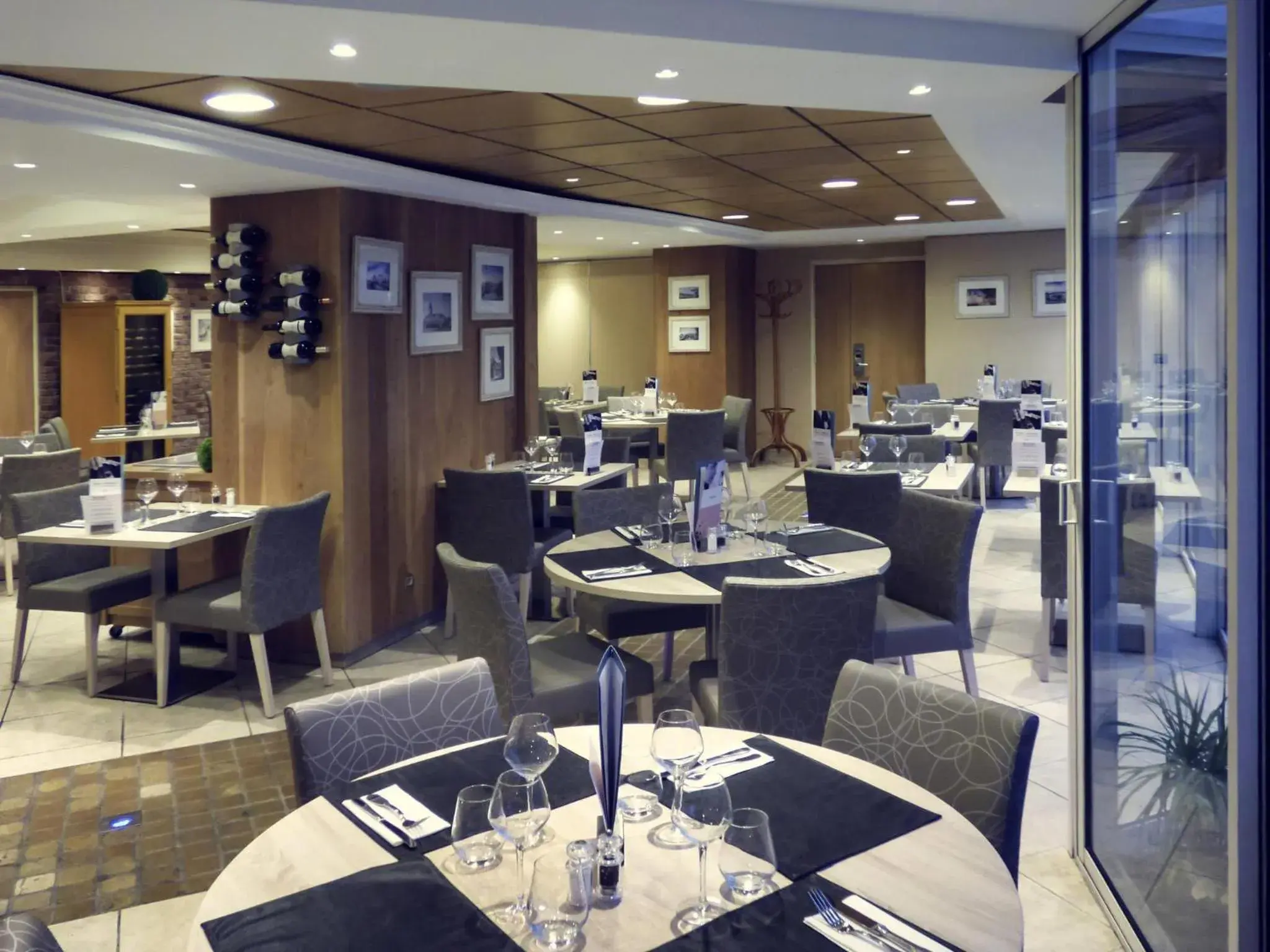 Restaurant/places to eat in Mercure Abbeville Centre – Porte de La Baie de Somme Restaurant/places to eat in Mercure Abbeville Centre – Porte de La Baie de Somme