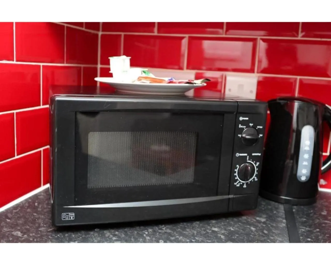 Kitchen or kitchenette in Balmain Apartments