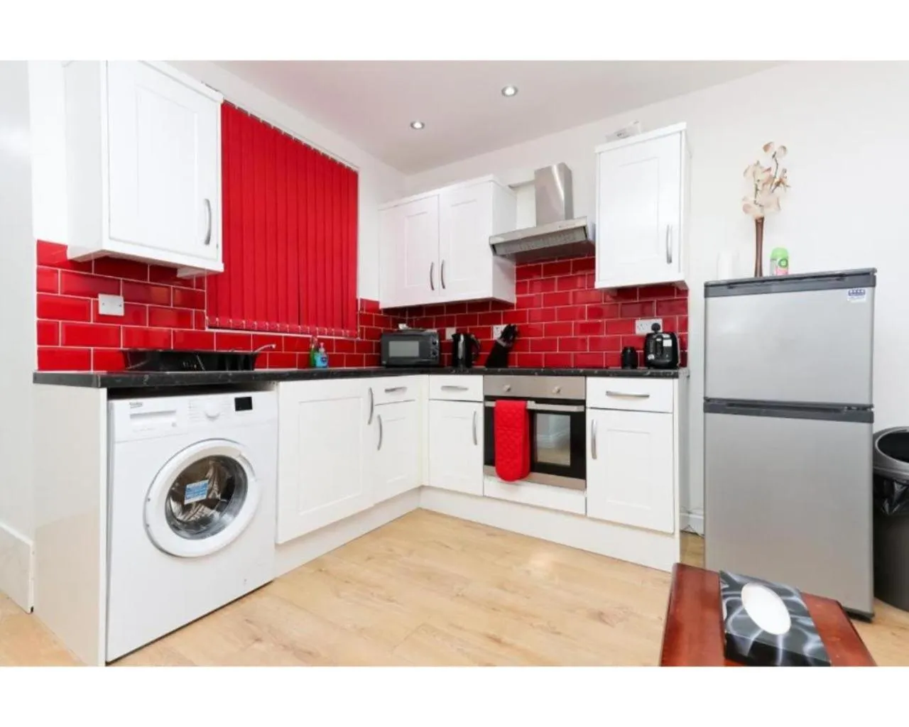 Kitchen or kitchenette in Balmain Apartments