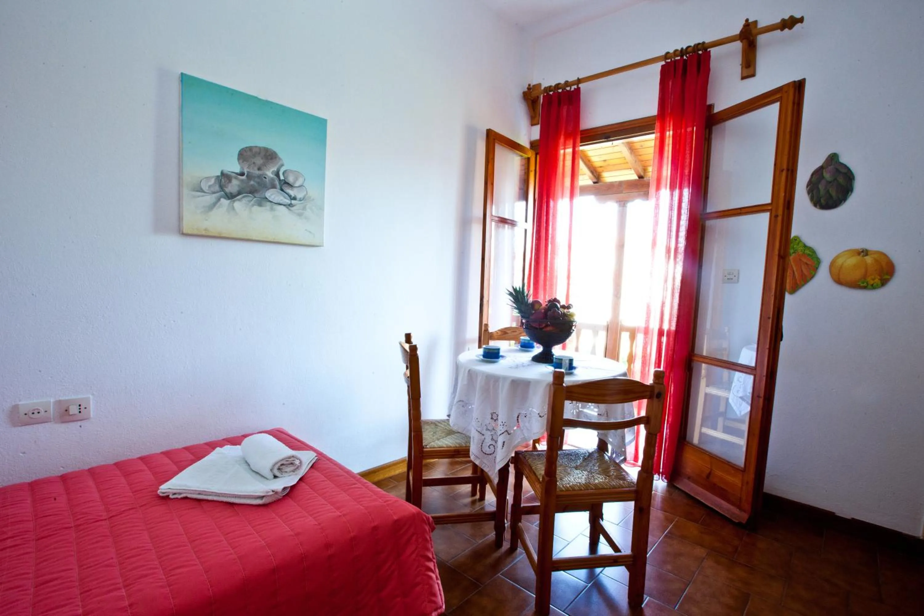 Photo of the whole room in Skiathos House